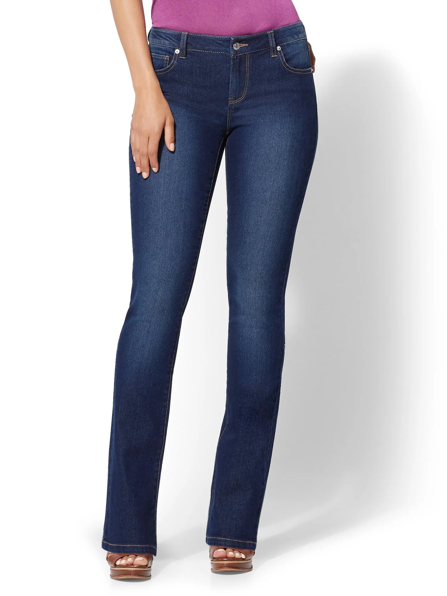 Mid-Rise Essential Stretch Bootcut Jeans - Image 2