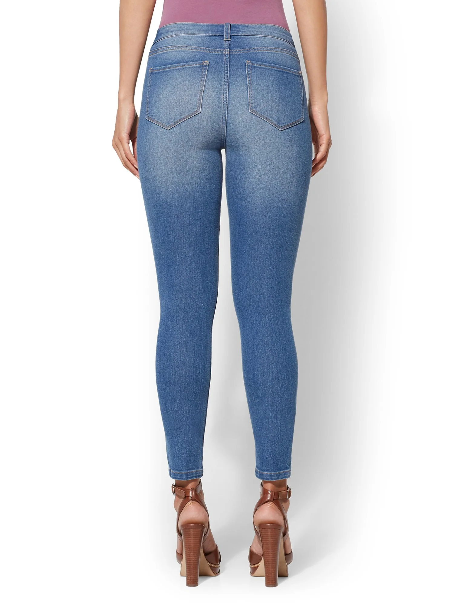 Mid-Rise Super-Skinny Essential Stretch Jeans - Image 3