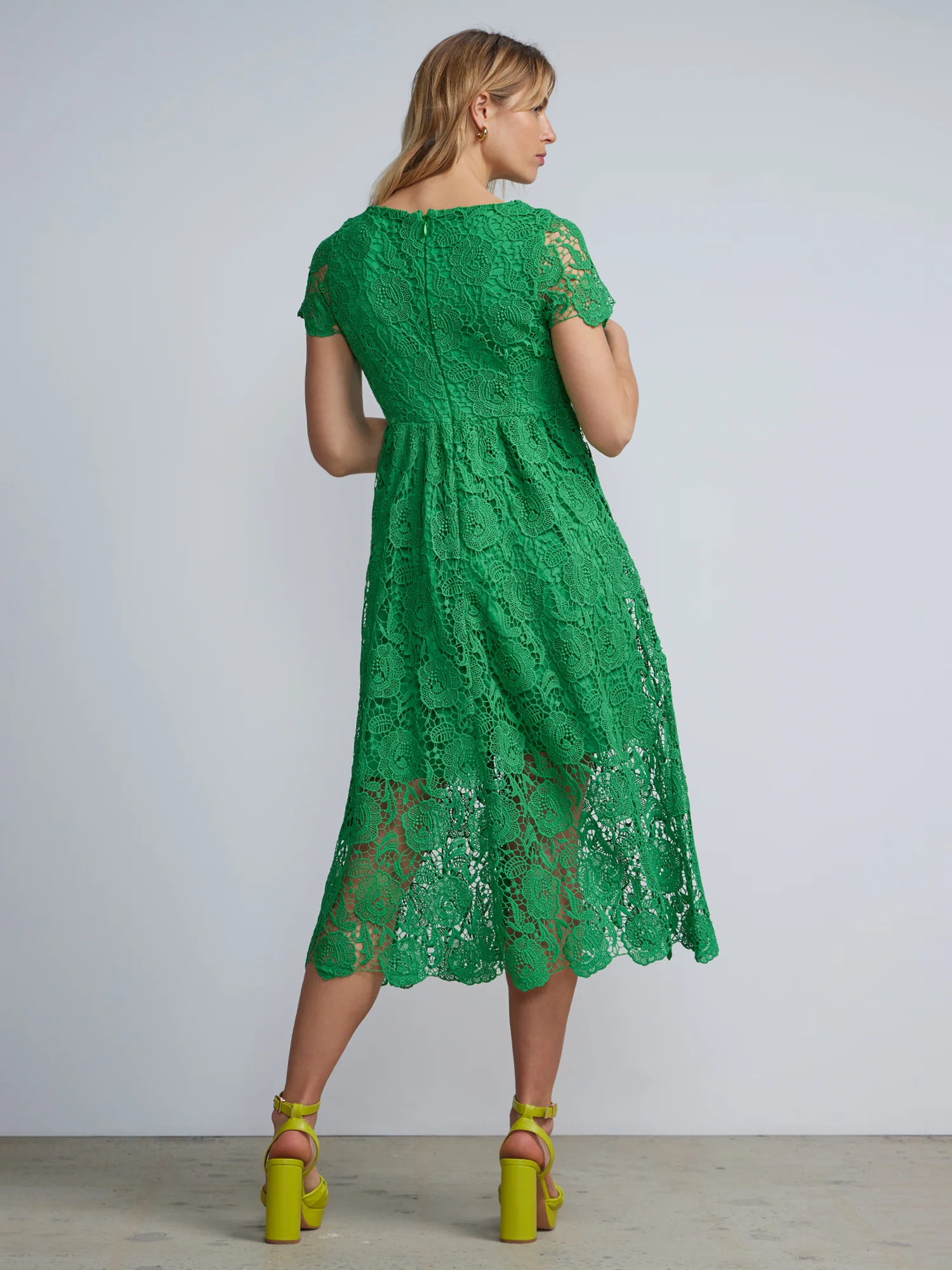 Jewel Neck Flared Lace Dress - Image 3