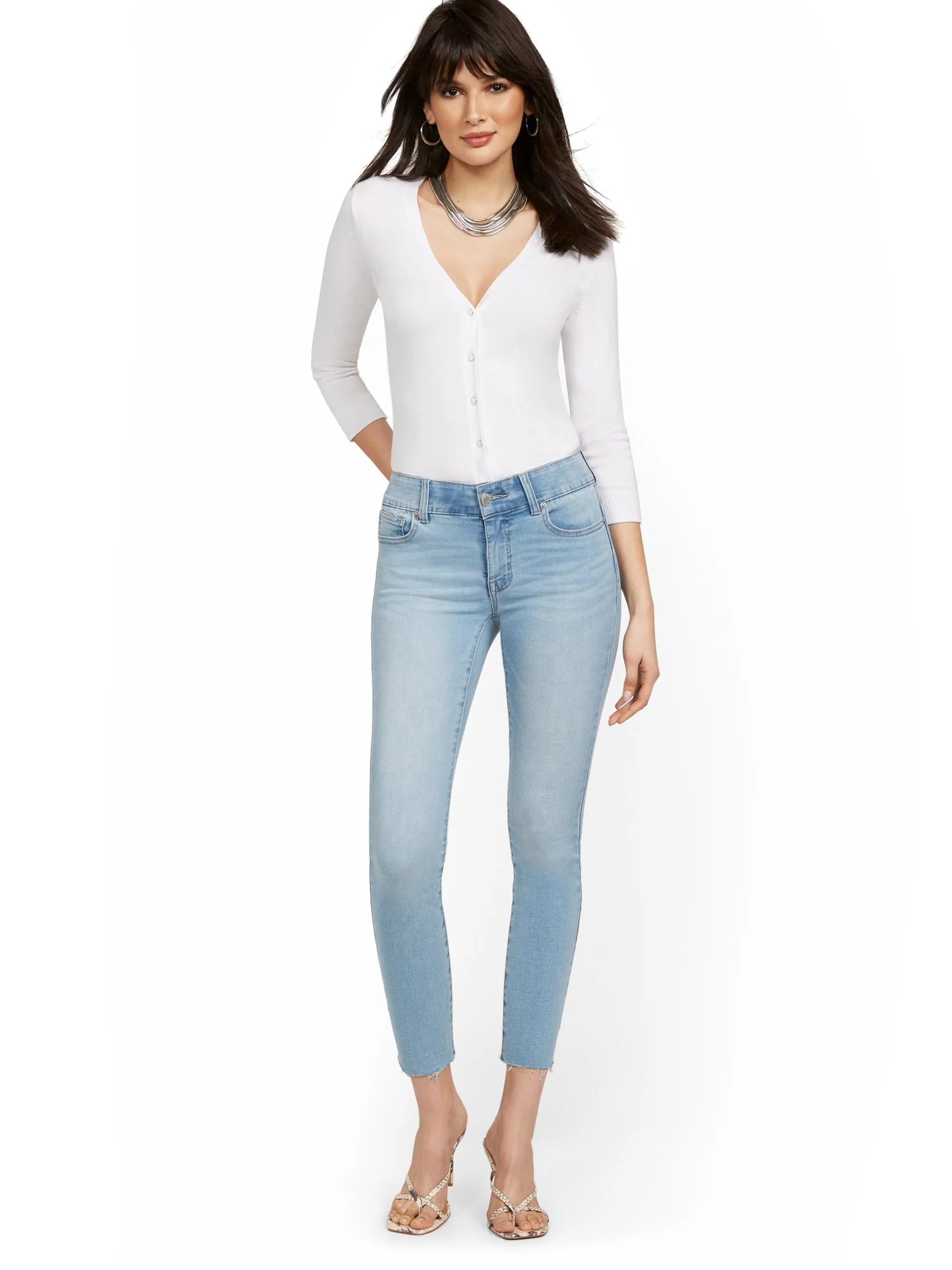 Mya Curvy High-Waisted Sculpting No Gap Super-Skinny Ankle Jeans - Light Wash - Image 5