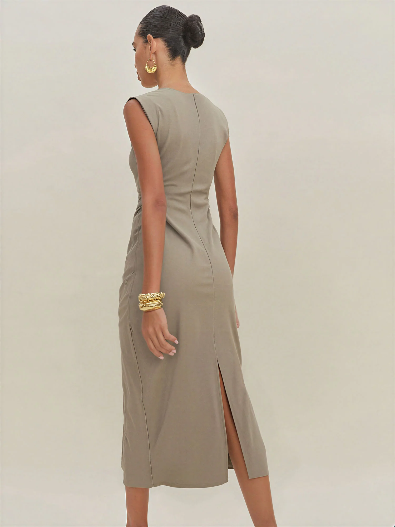Nadia Sleeveless Ruched Waist Crepe Column Midi Dress - Image 8