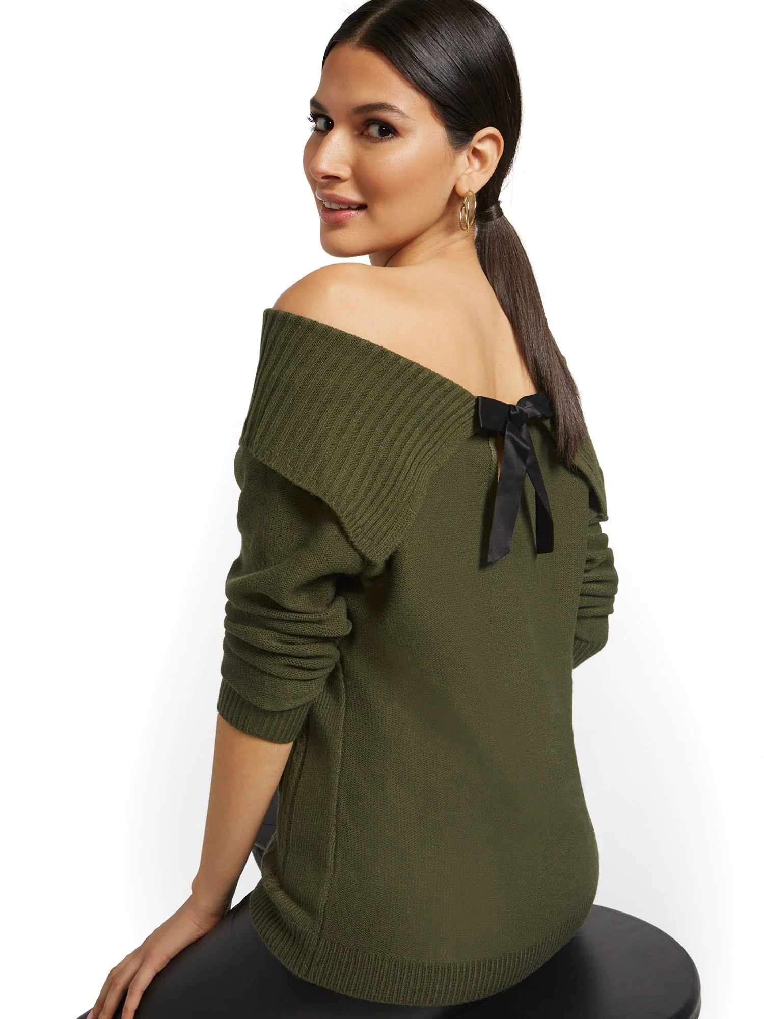 Off-The-Shoulder Bow-Back Sweater - Image 14