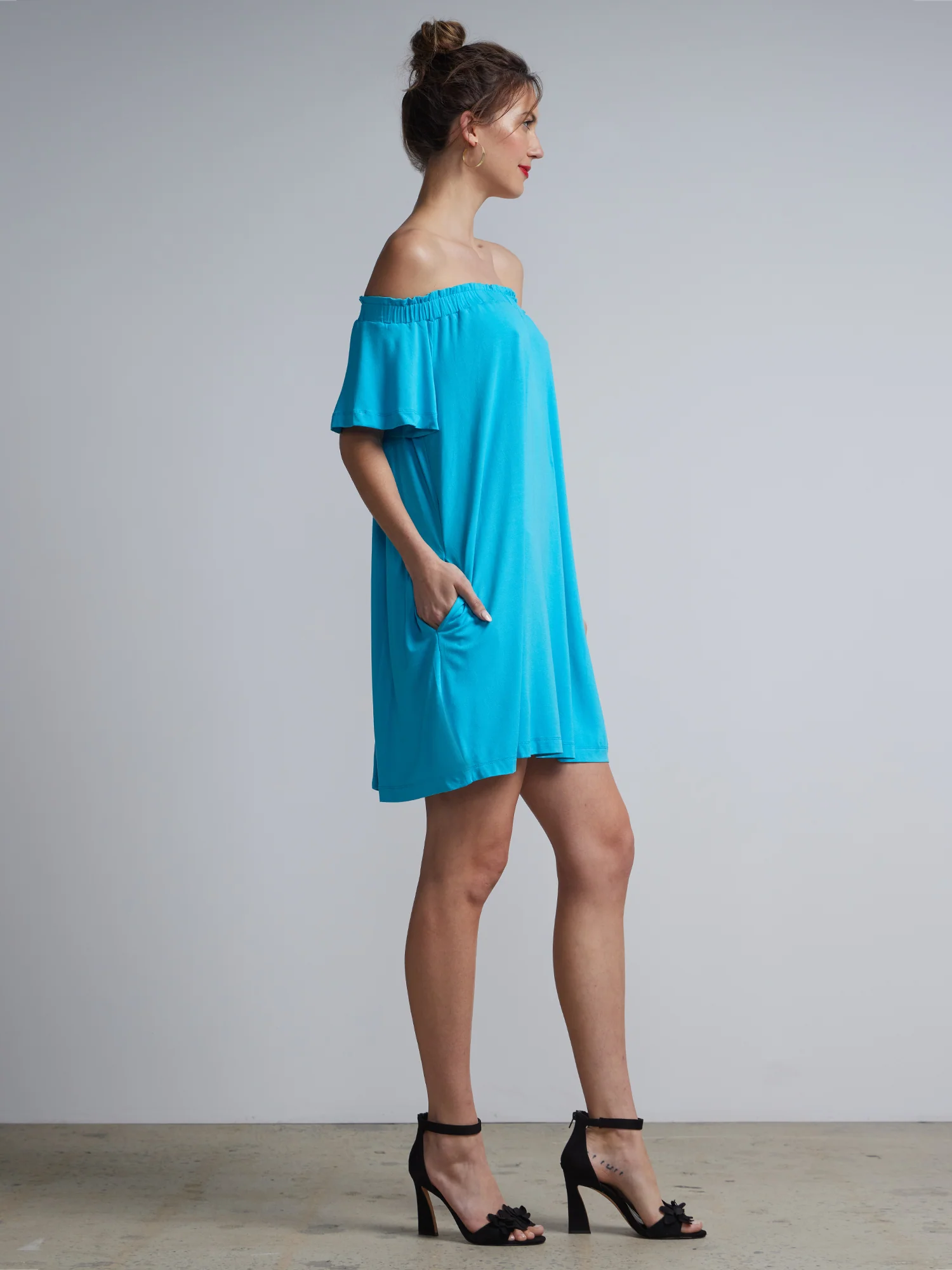 Off-The-Shoulder Knit Shift Dress - Image 16