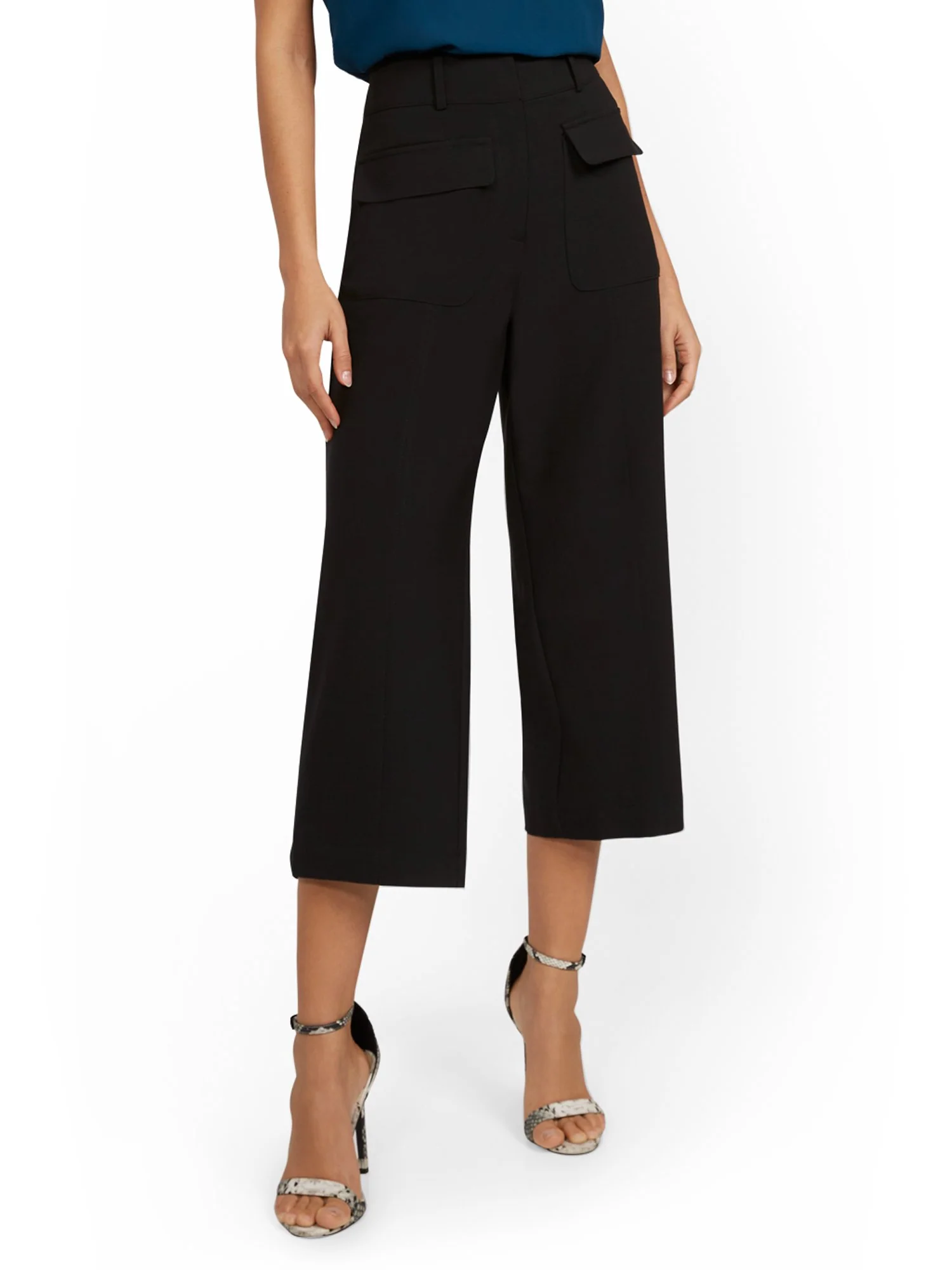 Patch Pocket Wide-Leg Capri Pant - Image 2