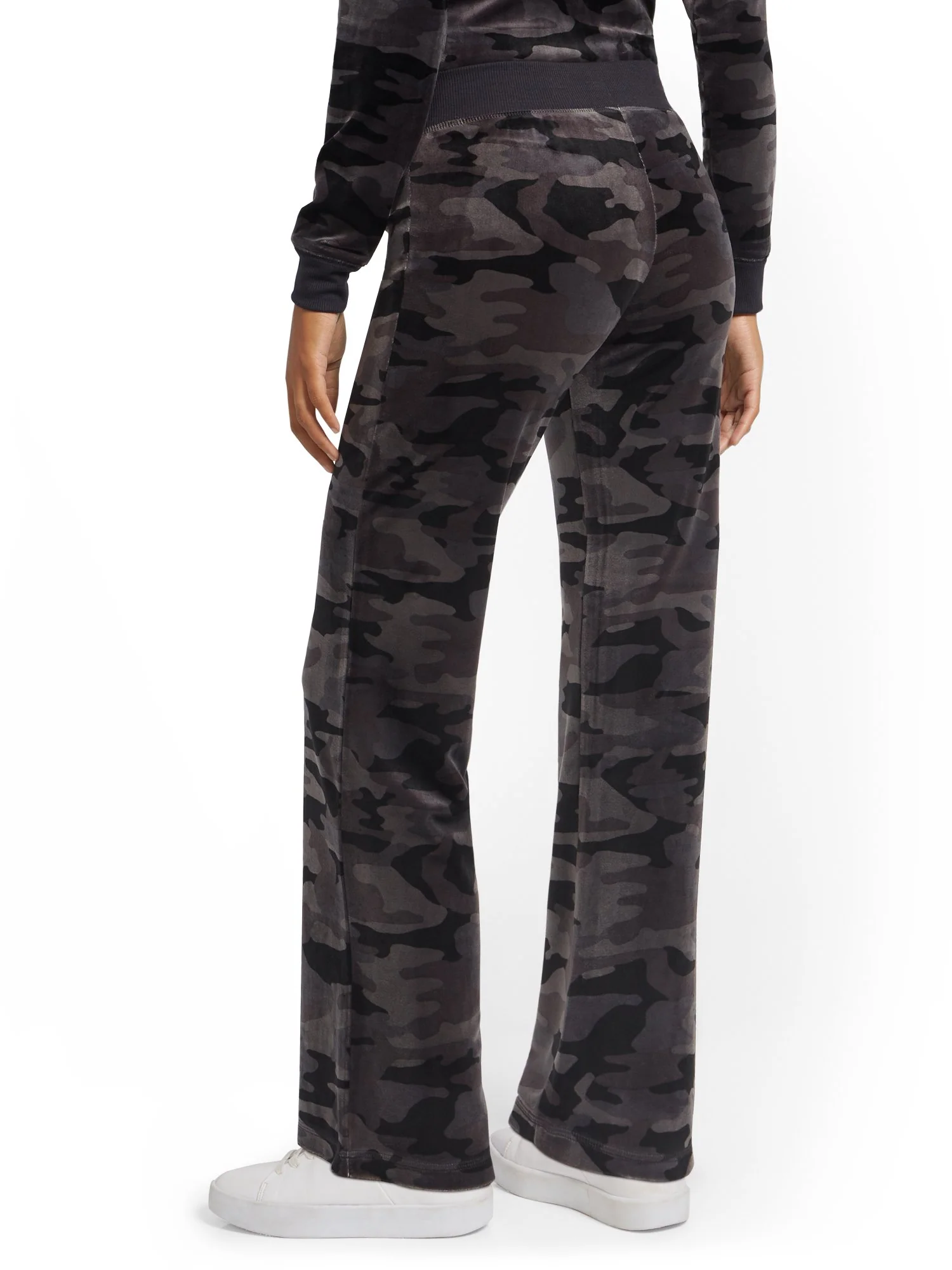 Petite Camo-Print Velour Straight-Leg Pant - Dreamy Velour Collection - Image 6