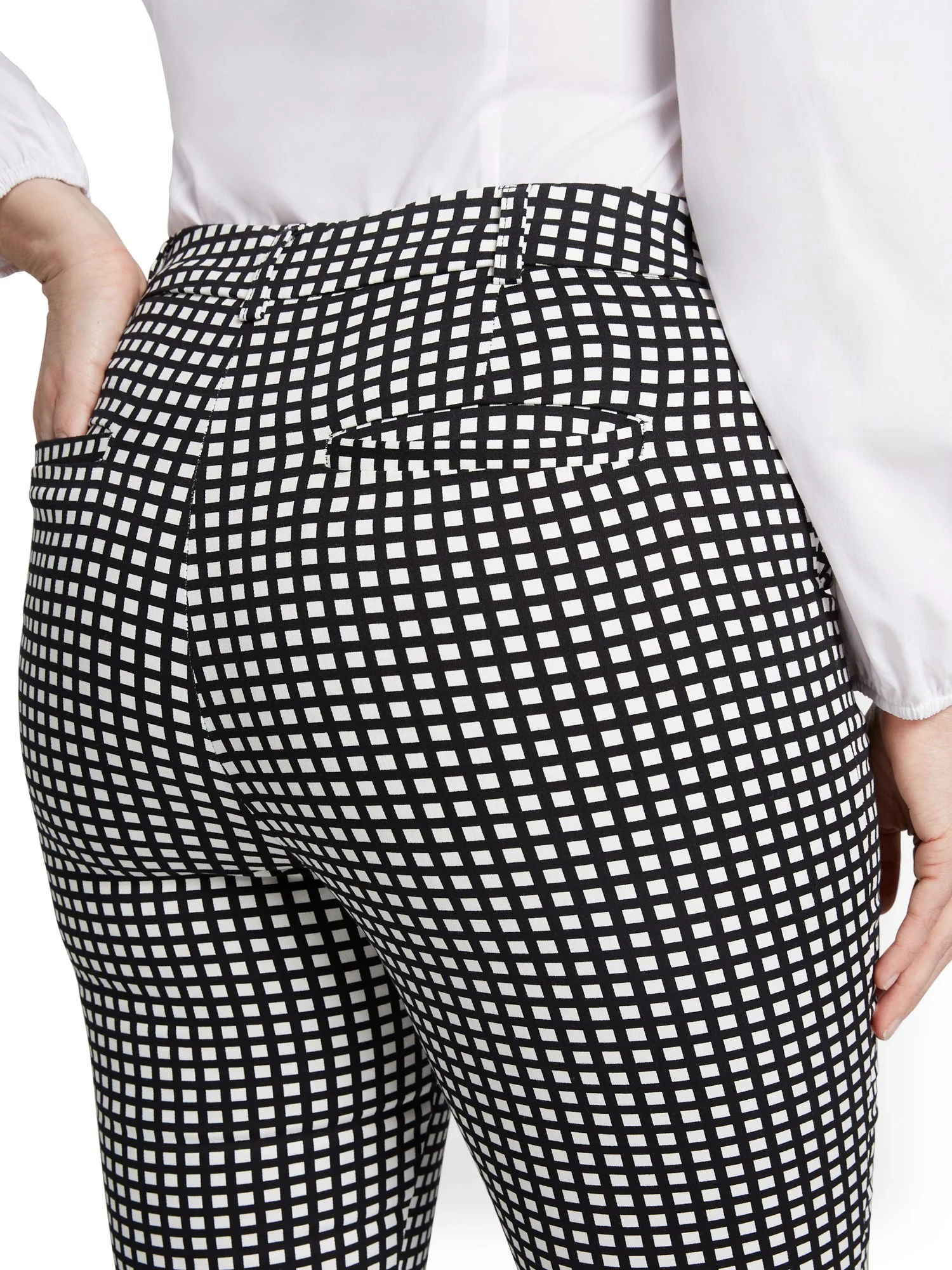 Petite High-Waisted Check Straight-Leg Pant - NY&Chic Collection - Image 4