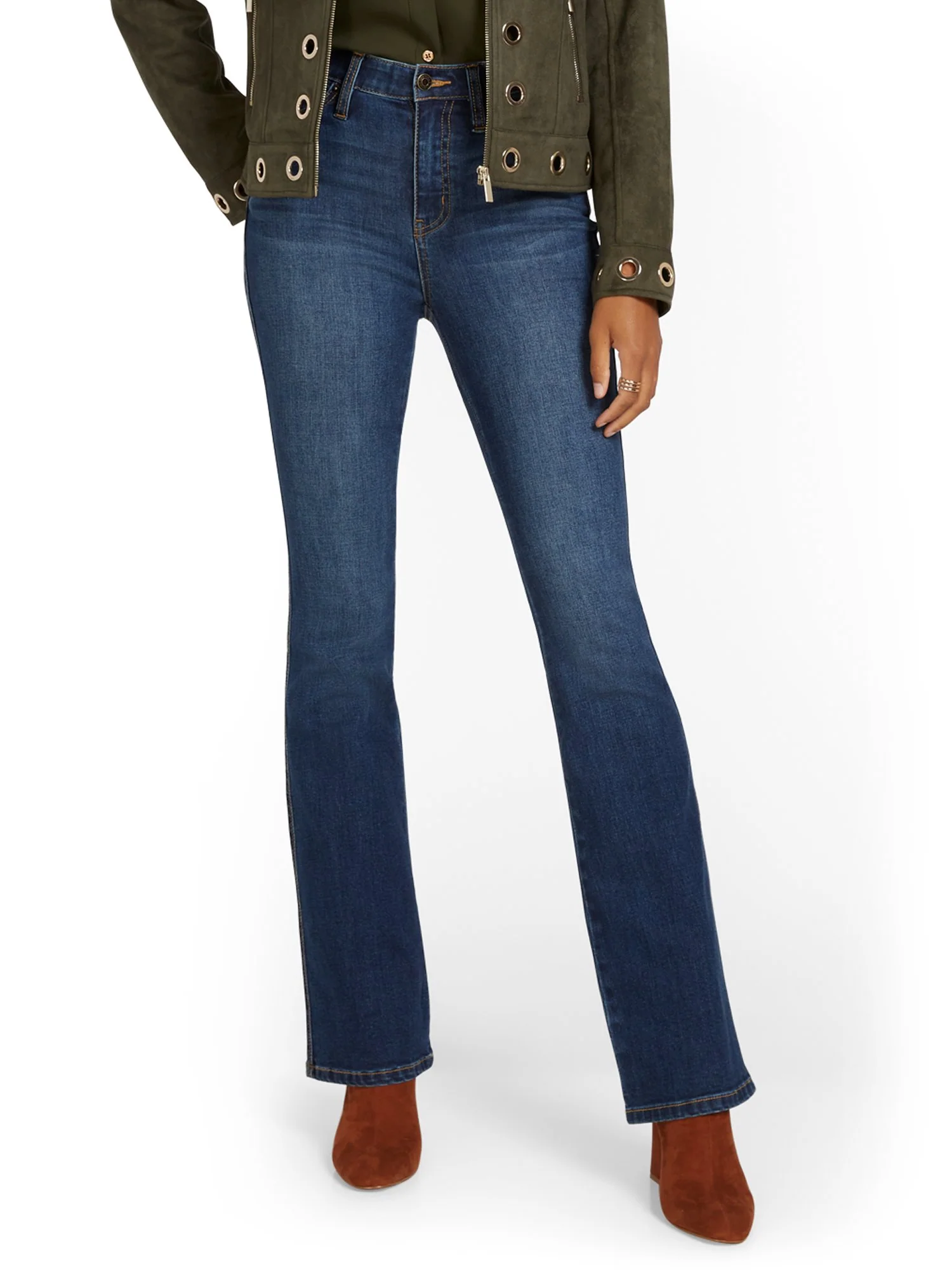 Petite High-Waisted Curvy Essential Bootcut Jeans - Foxy Blue Wash