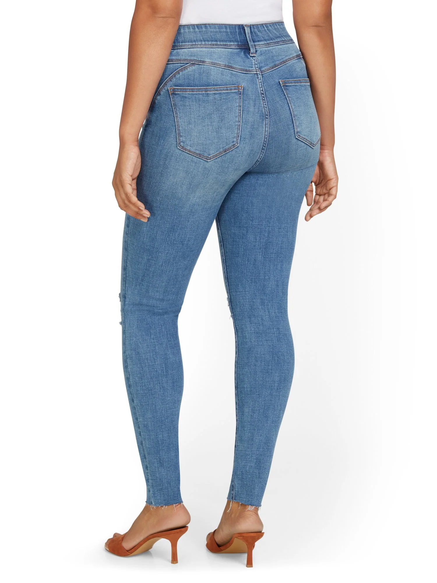 Petite Mya Curvy Ultra High-Waisted Super-Skinny Boost Jeans - Lindsay Wash - Image 8