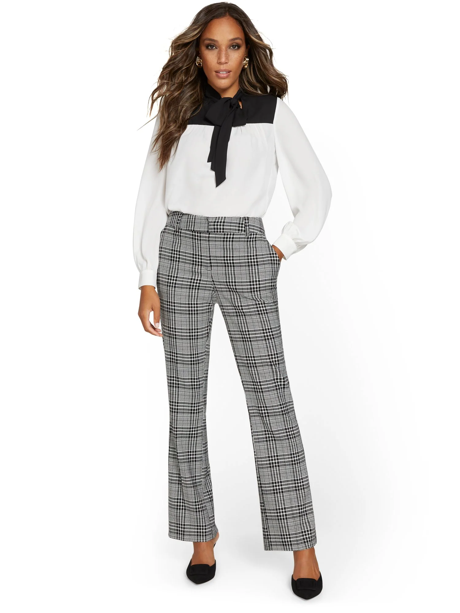 Petite Plaid Mid-Rise Modern Bootcut Pant - Image 4