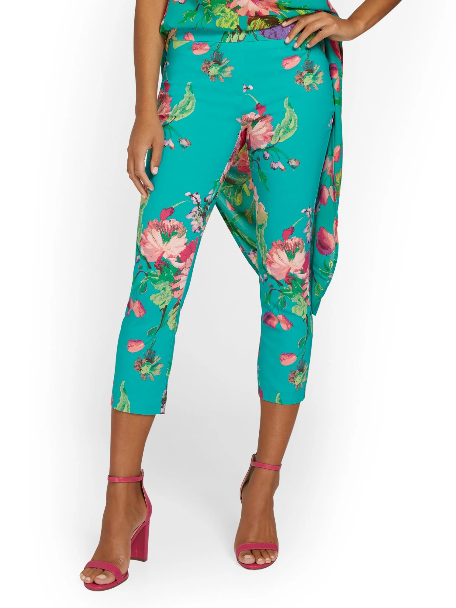 Petite Whitney High-Waisted Pull-On Slim-Leg Capri Pant - Floral-Print