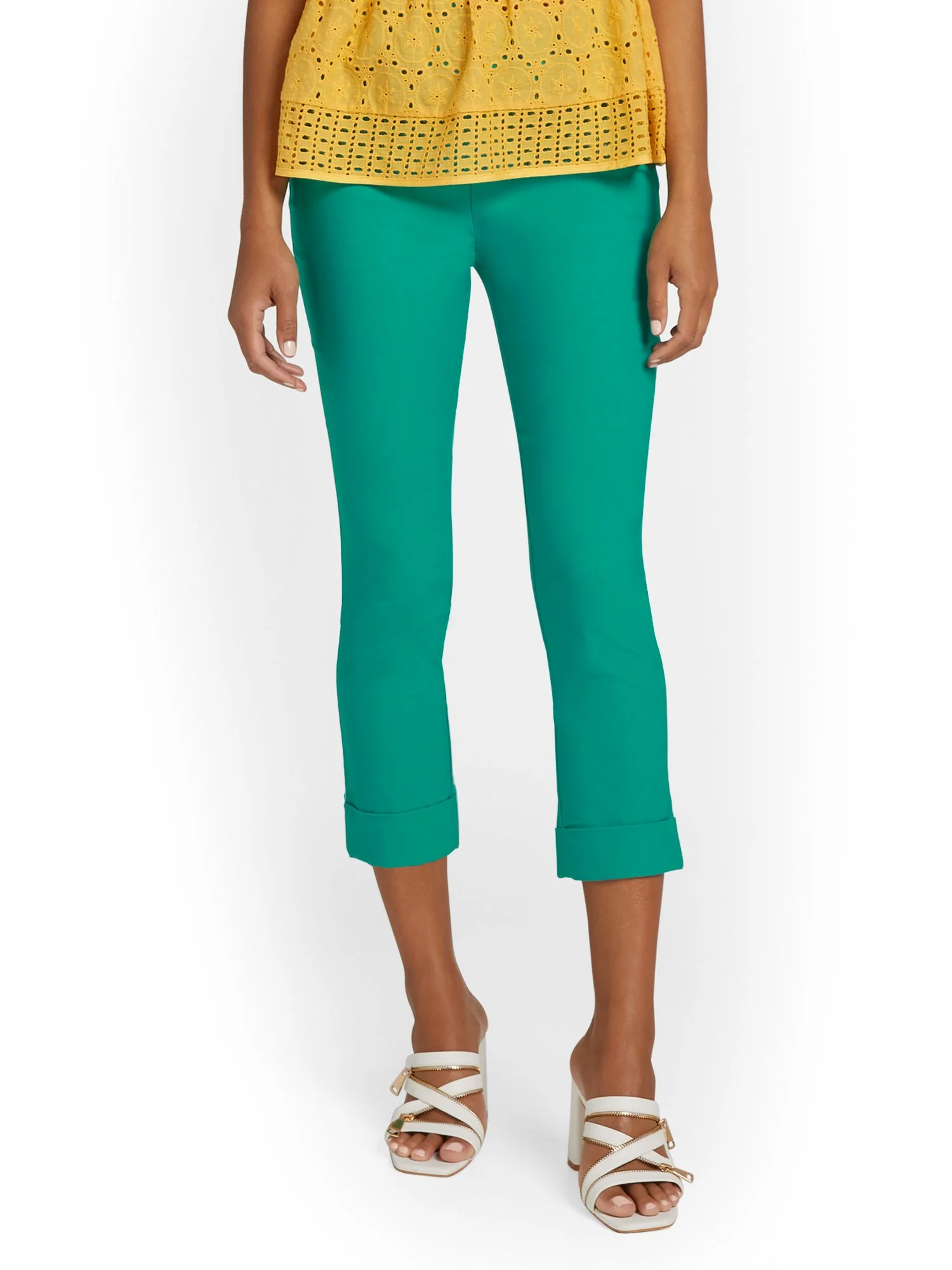 Petite Whitney High-Waisted Tummy Control Pull-On Slim-Leg Cuffed Capri Pant - Image 20