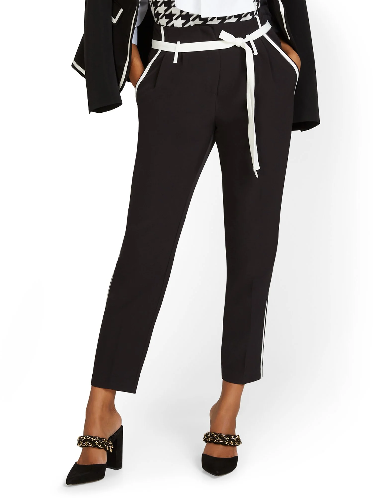 Piped Ankle Pant