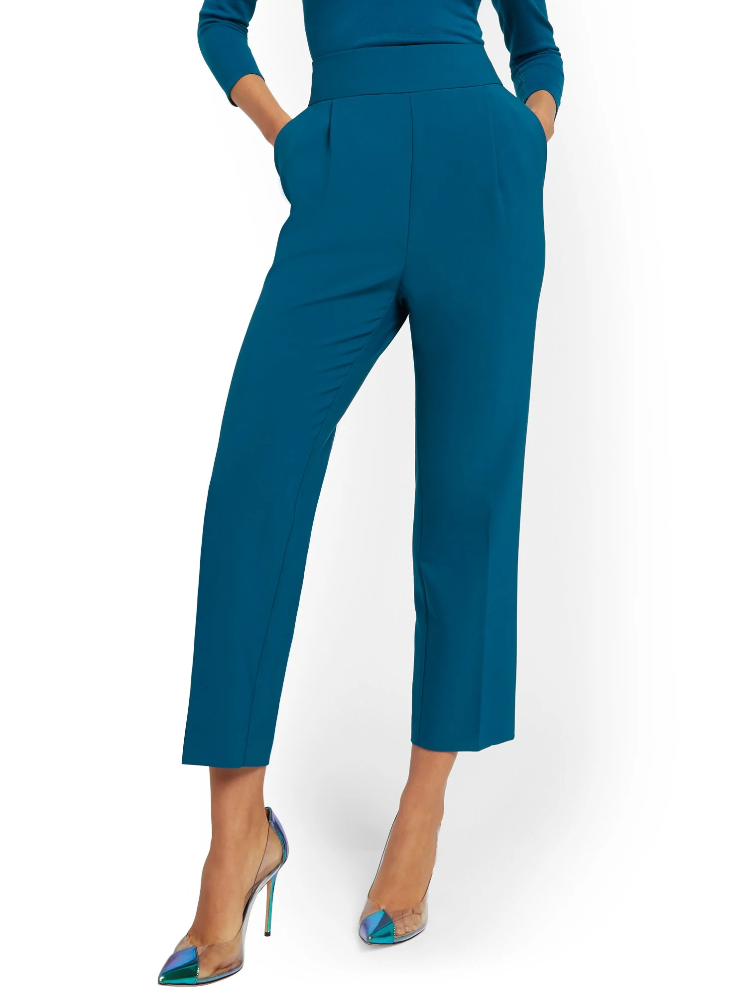 Pleated-Front Pant