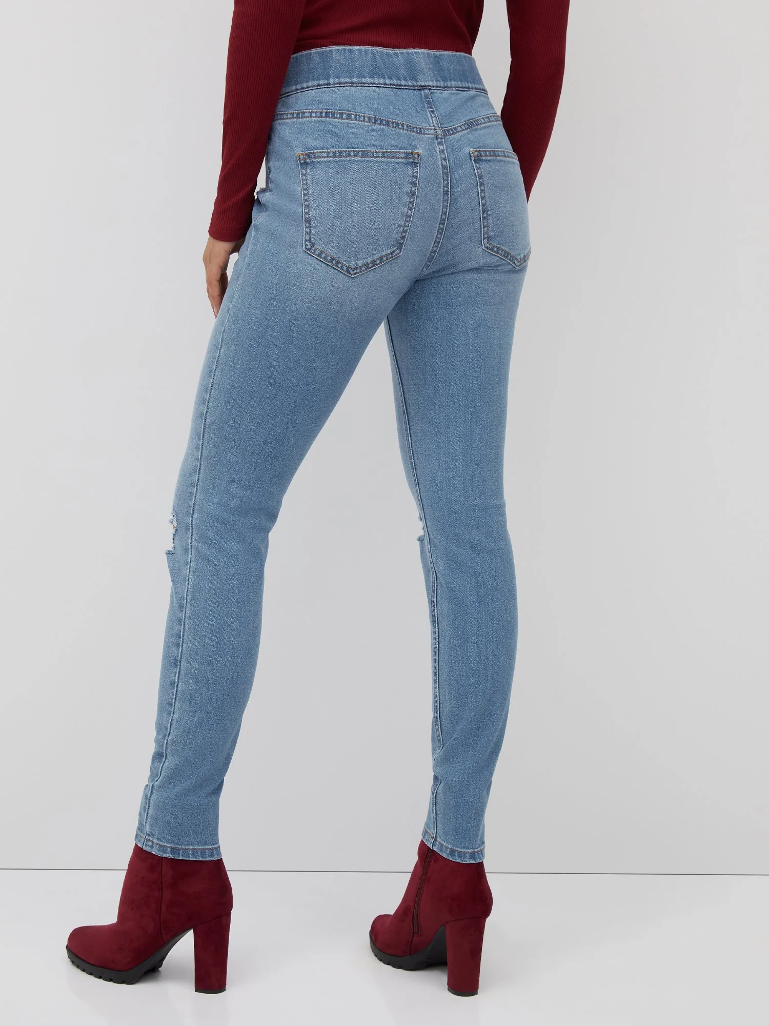 Pull-On High-Waisted Skinny Jeans - Light Wash - Image 3