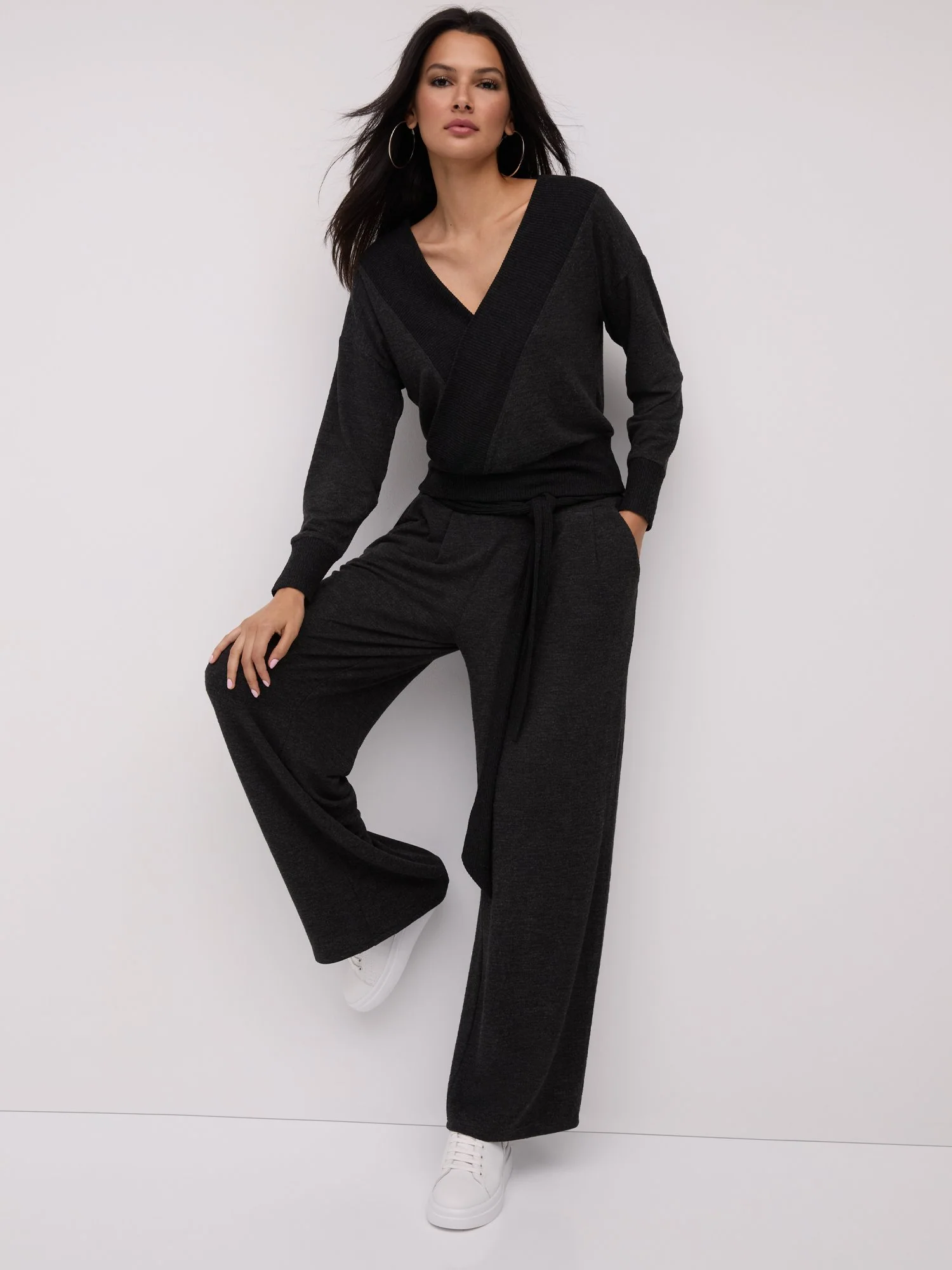 Ribbed-Trim Belted Wide-Leg Pant - Image 11