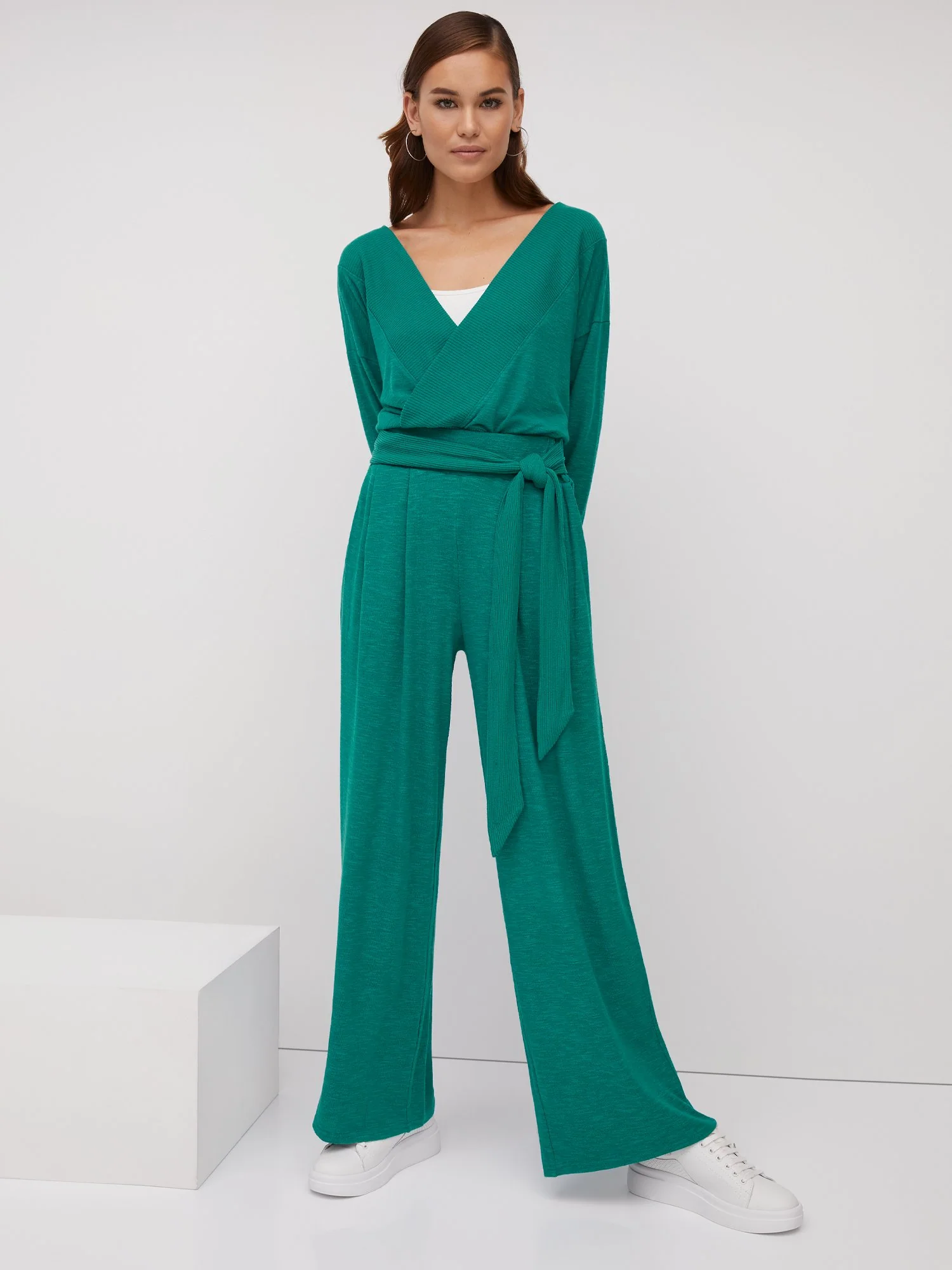 Ribbed-Trim Belted Wide-Leg Pant - Image 2