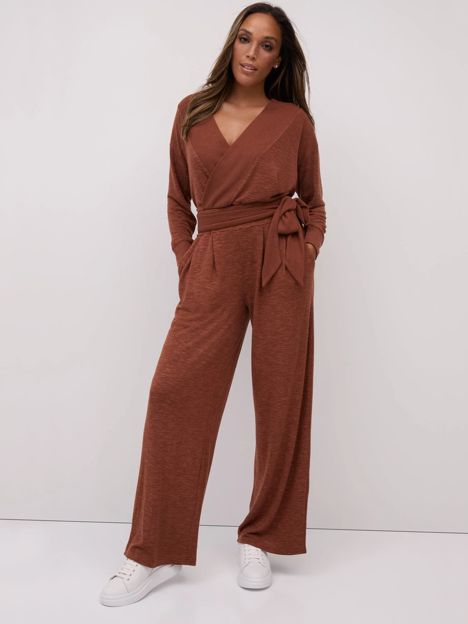 Ribbed-Trim Belted Wide-Leg Pant - Image 8