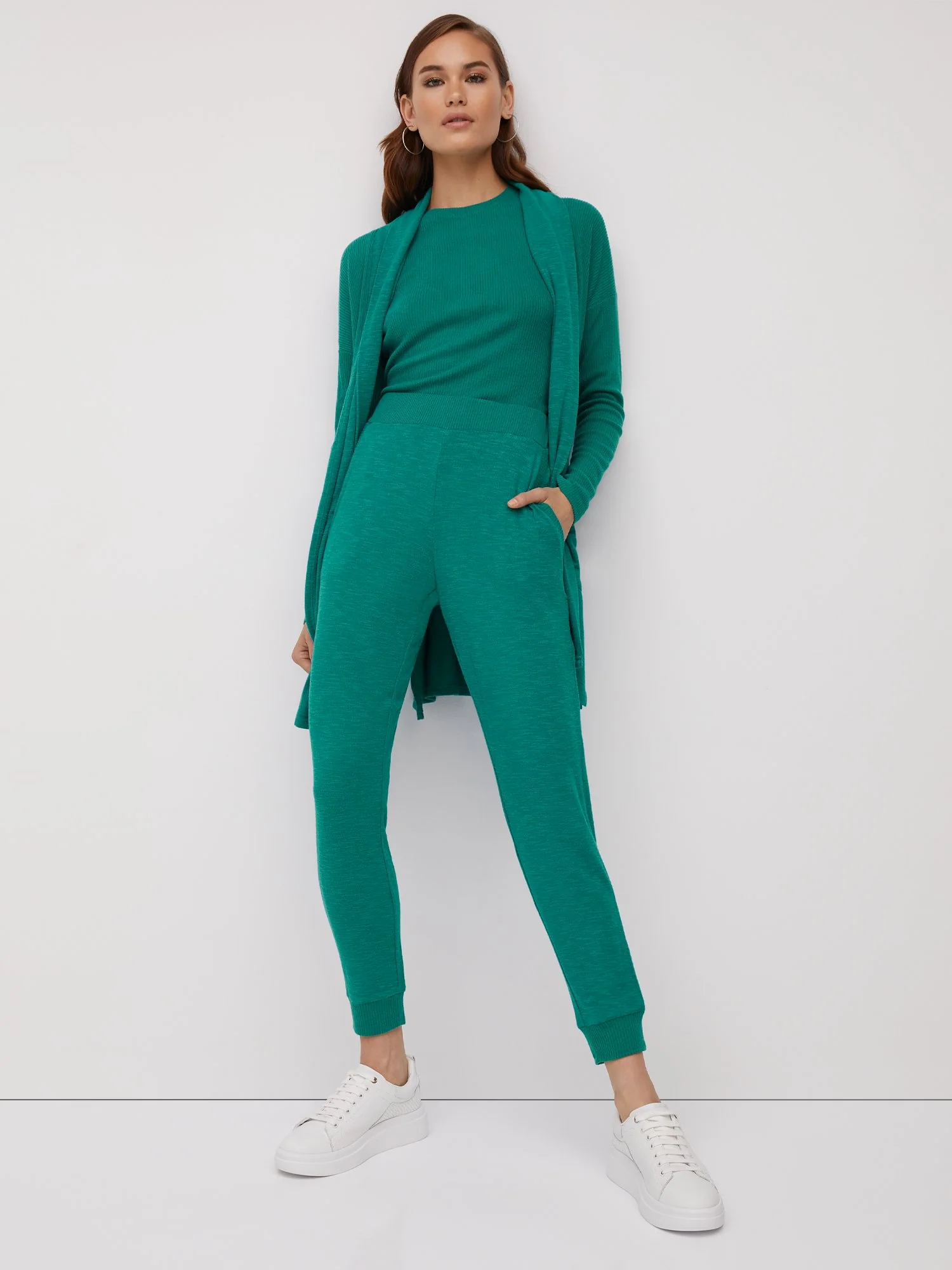 Ribbed-Trim Jogger Pant