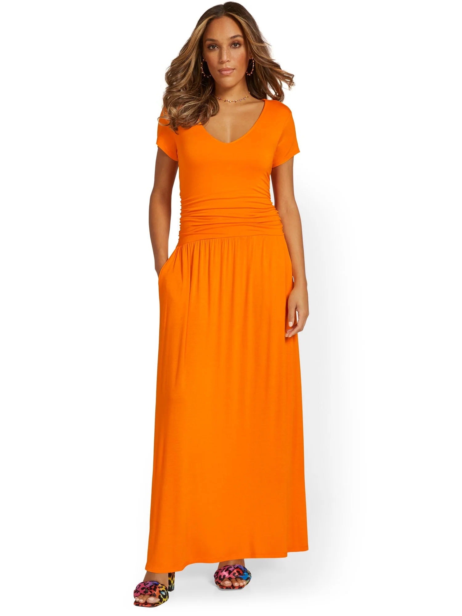 Ruched V-Neck Maxi Dress - Image 8