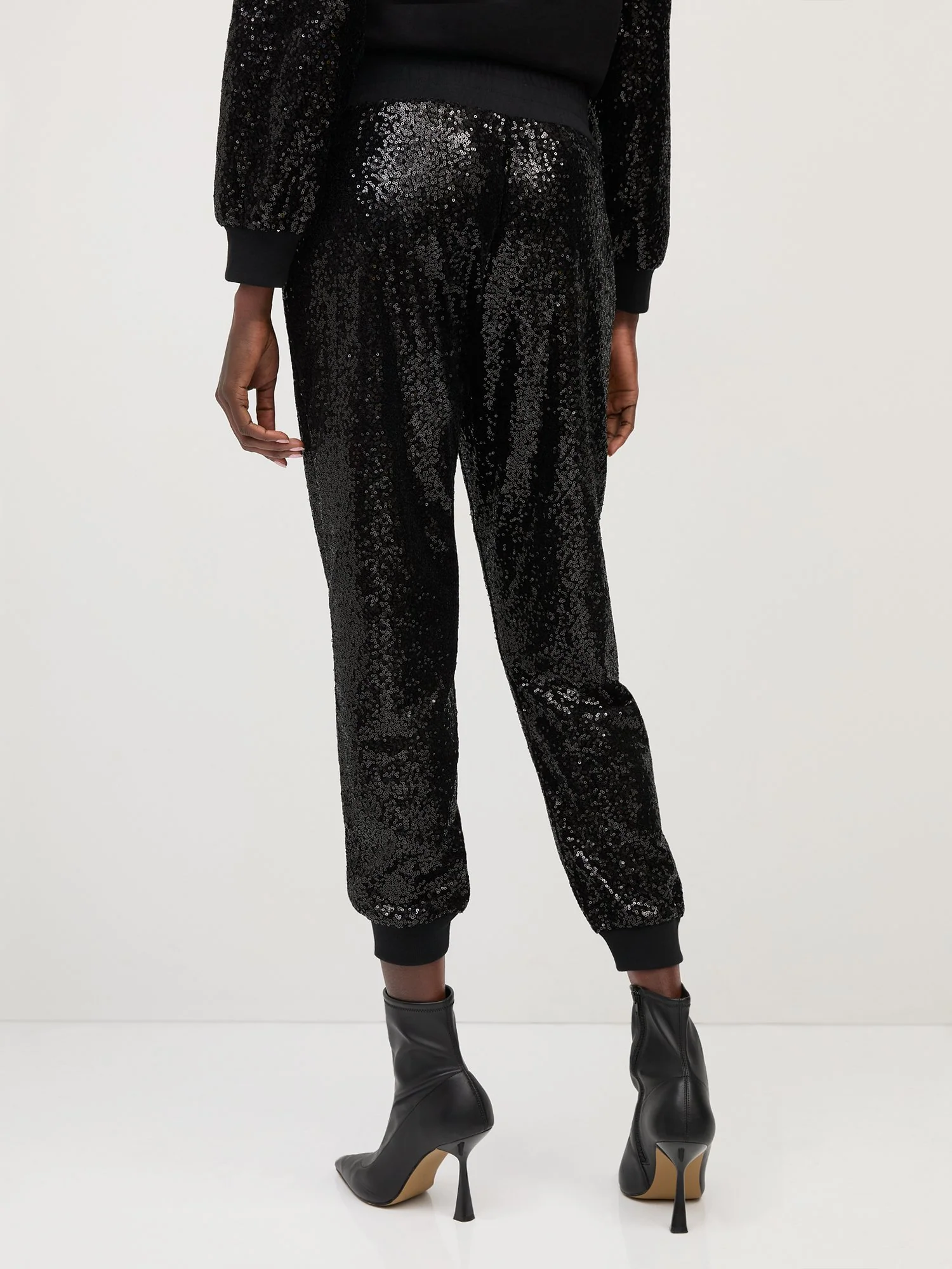 Sequin Mid-Rise Tapered Jogger Pant - Image 3