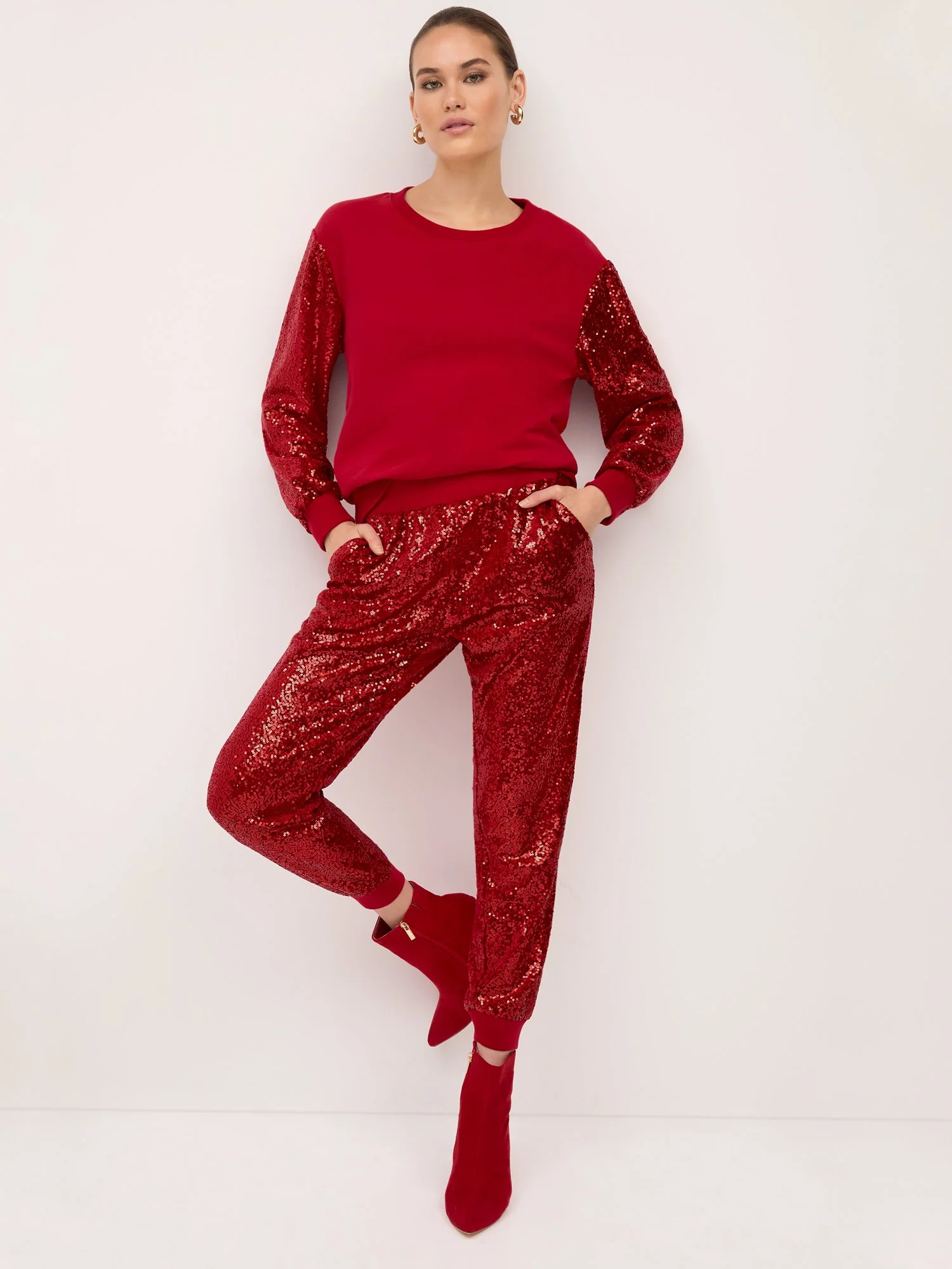 Sequin Mid-Rise Tapered Jogger Pant - Image 6