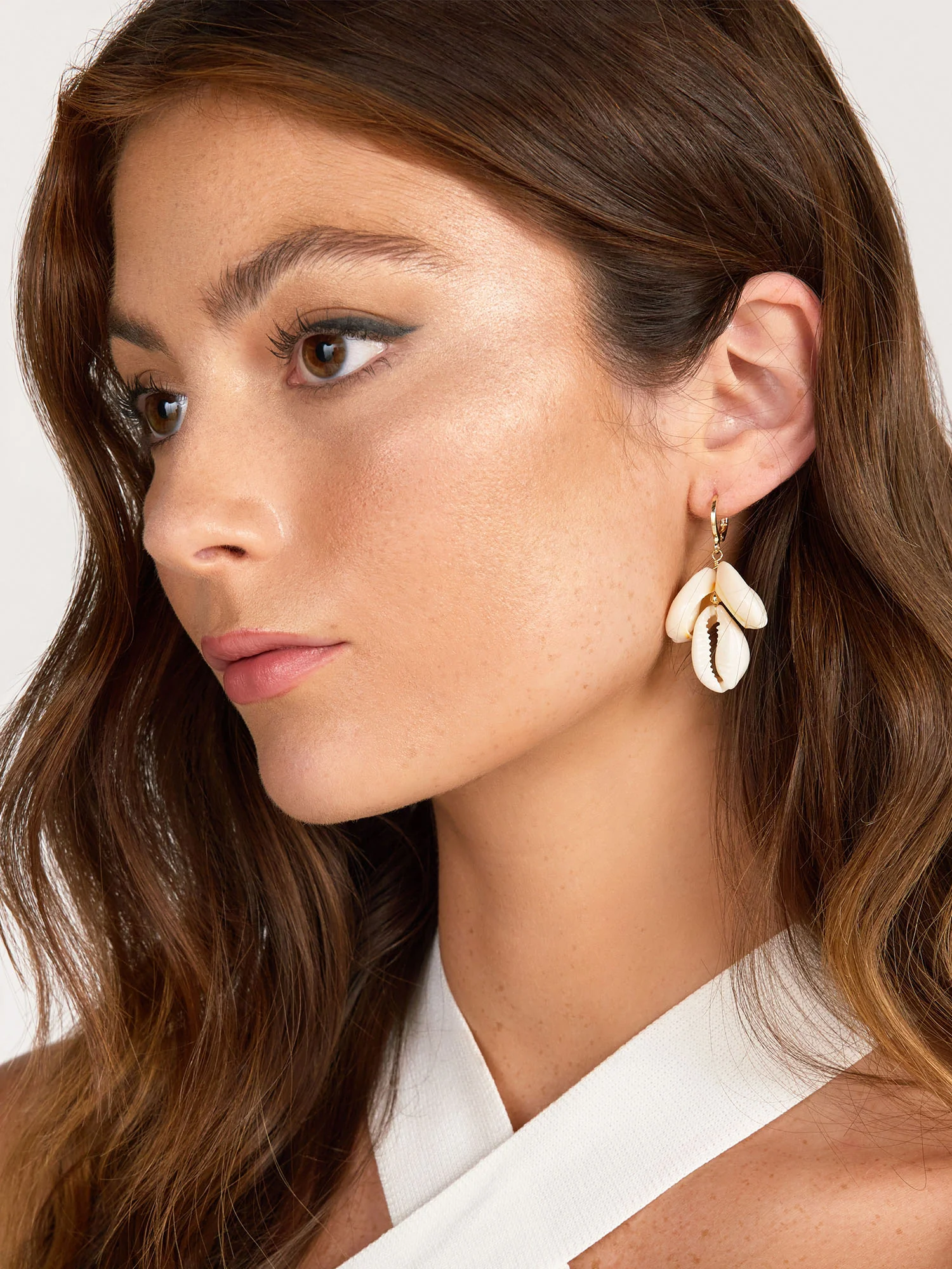 Shell Drop Earrings - Image 3