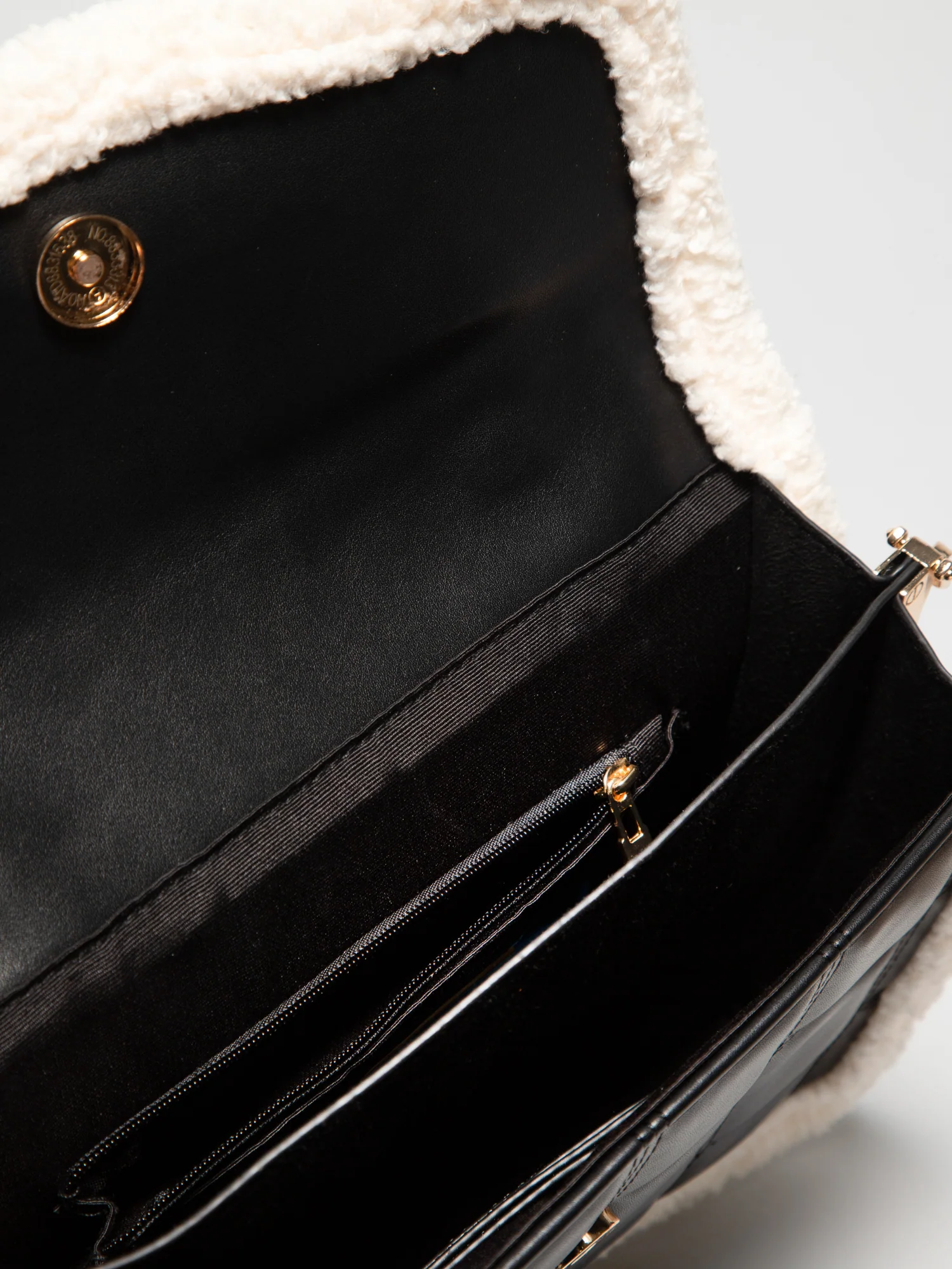Sherpa Lined Top Handle Bag - Image 4