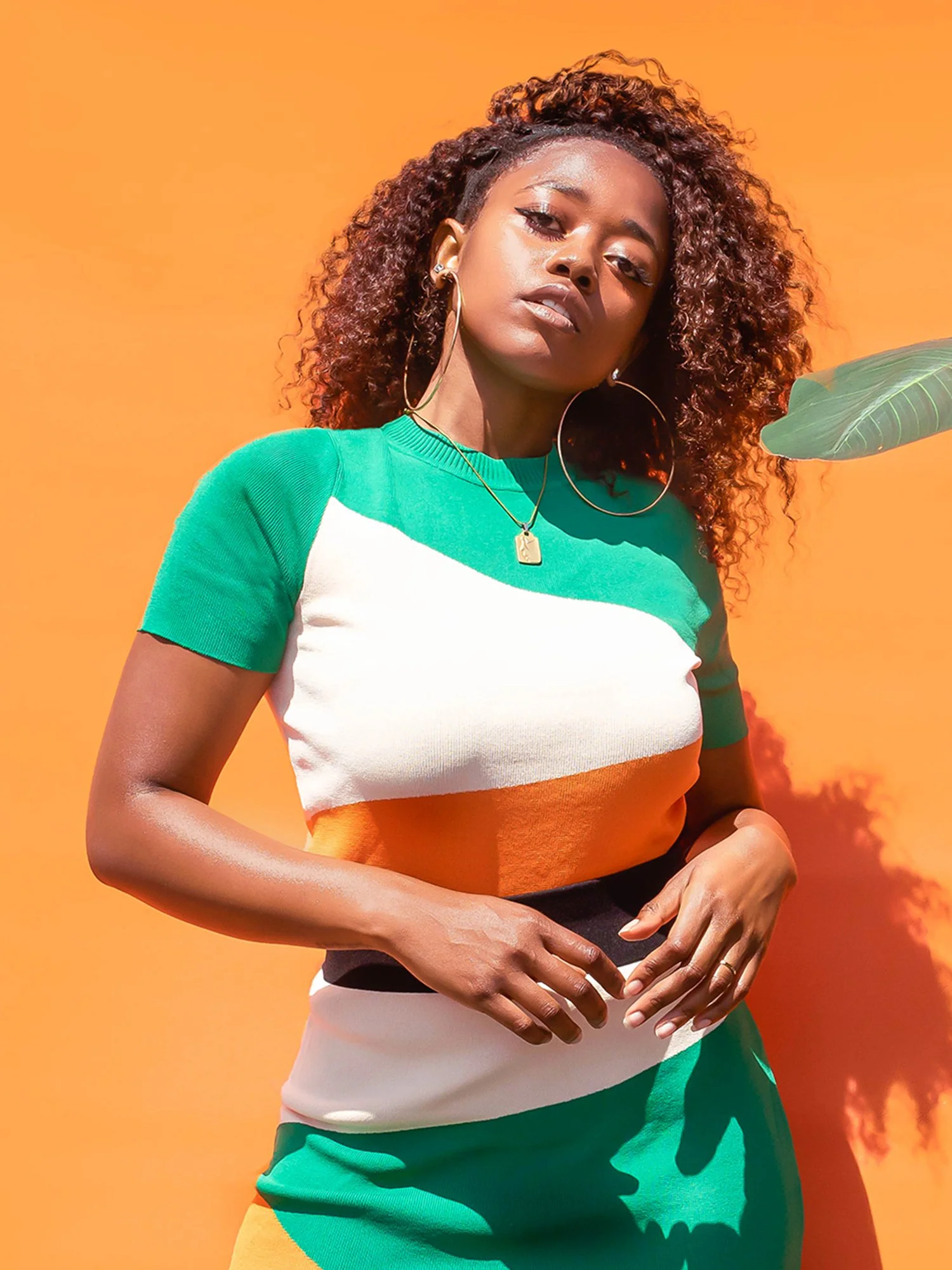 Short-Sleeve Colorblock Sweater - The NY&C Legacy Collection - Image 2