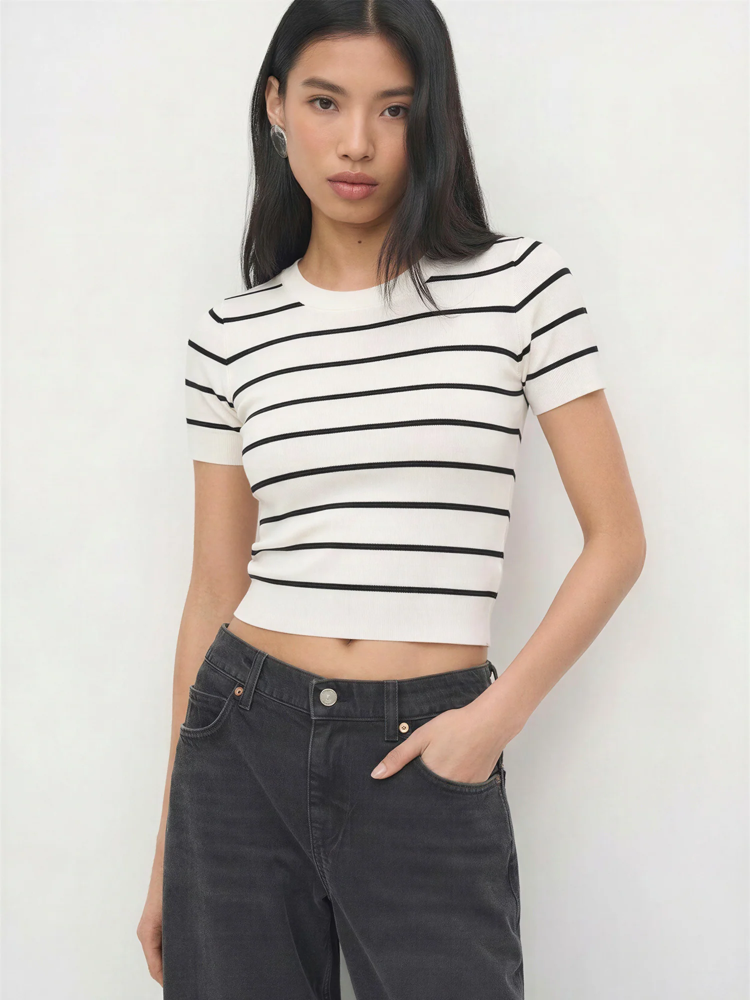 Short Sleeve Crewneck Stripe Sweater Tee