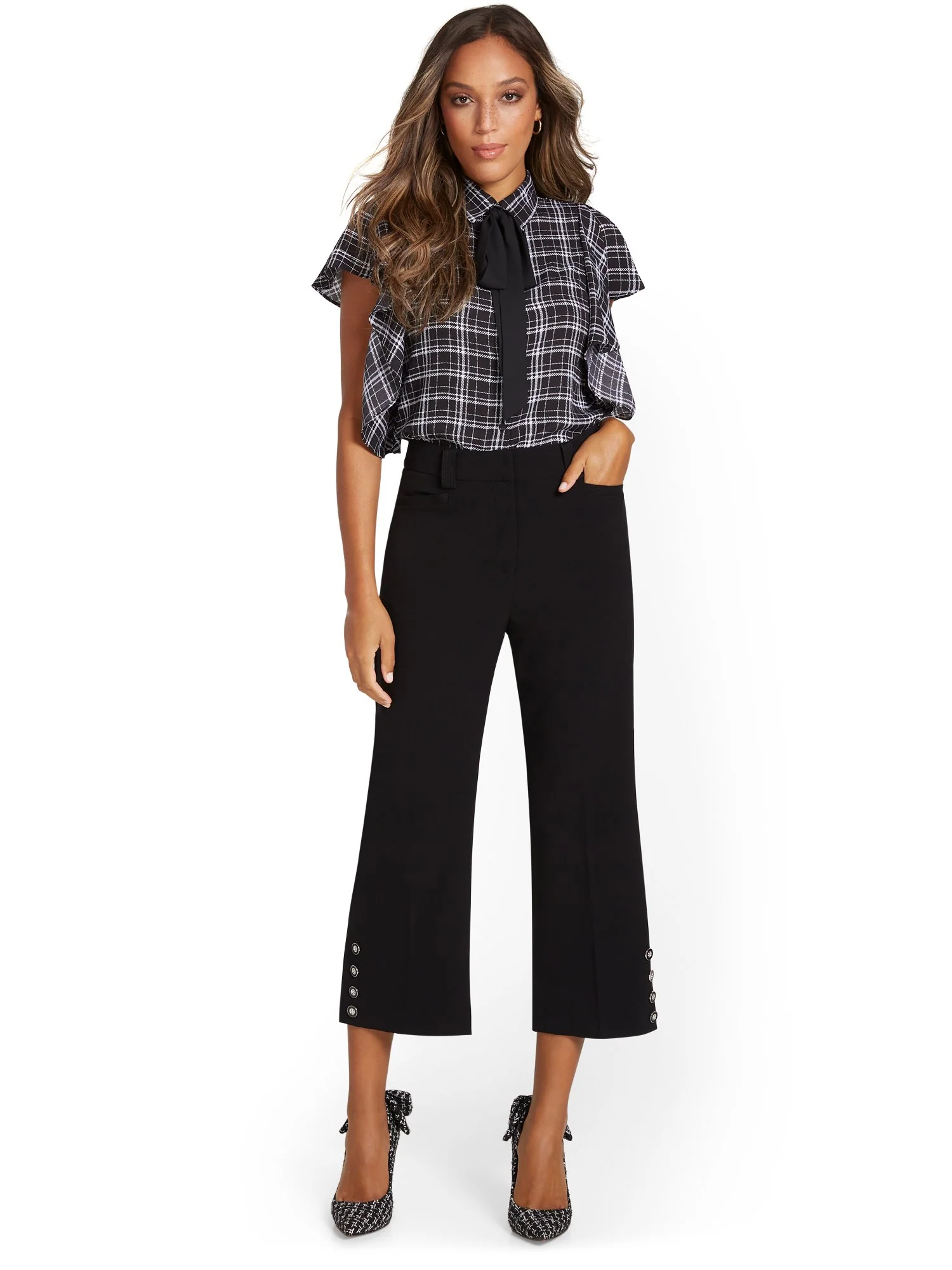 Side-Button Wide-Leg Capri Pant - Image 4