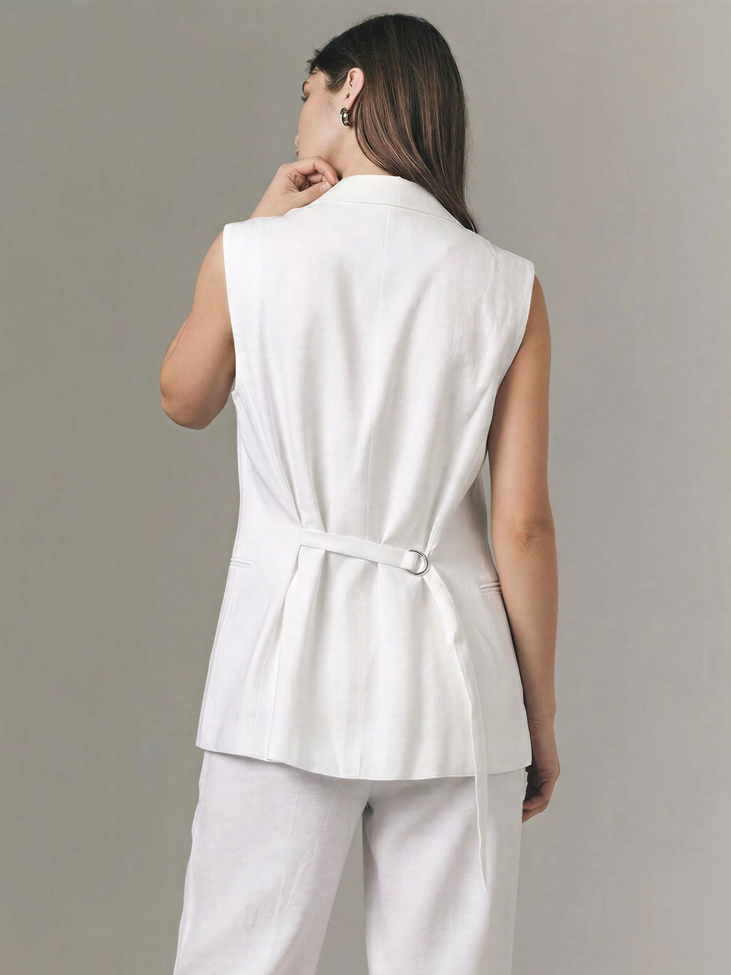 Sleeveless Linen Blend Blazer Vest - Image 9