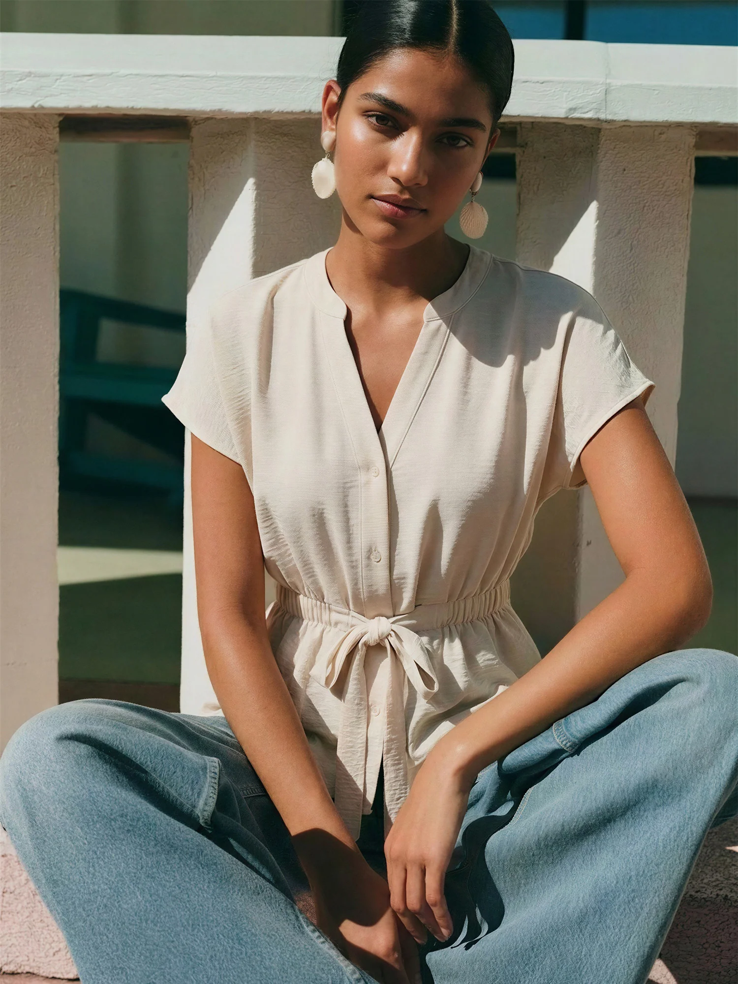 Sleeveless Mandrian Collar Crepe Drawstring Pull Shirt