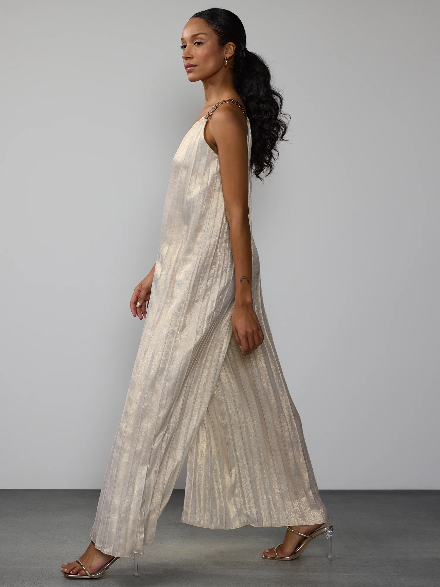 Sleeveless Metallic Pleated Plisse Jumpsuit - Image 7