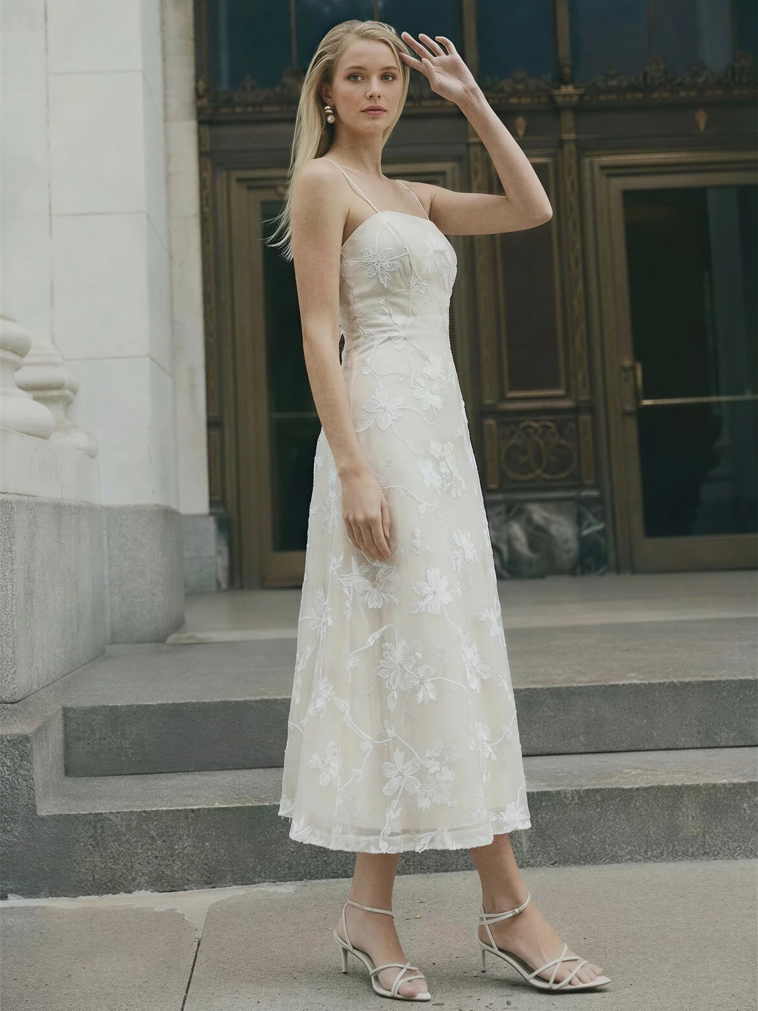 Square Neck 3D Floral Midi Dress - Image 3