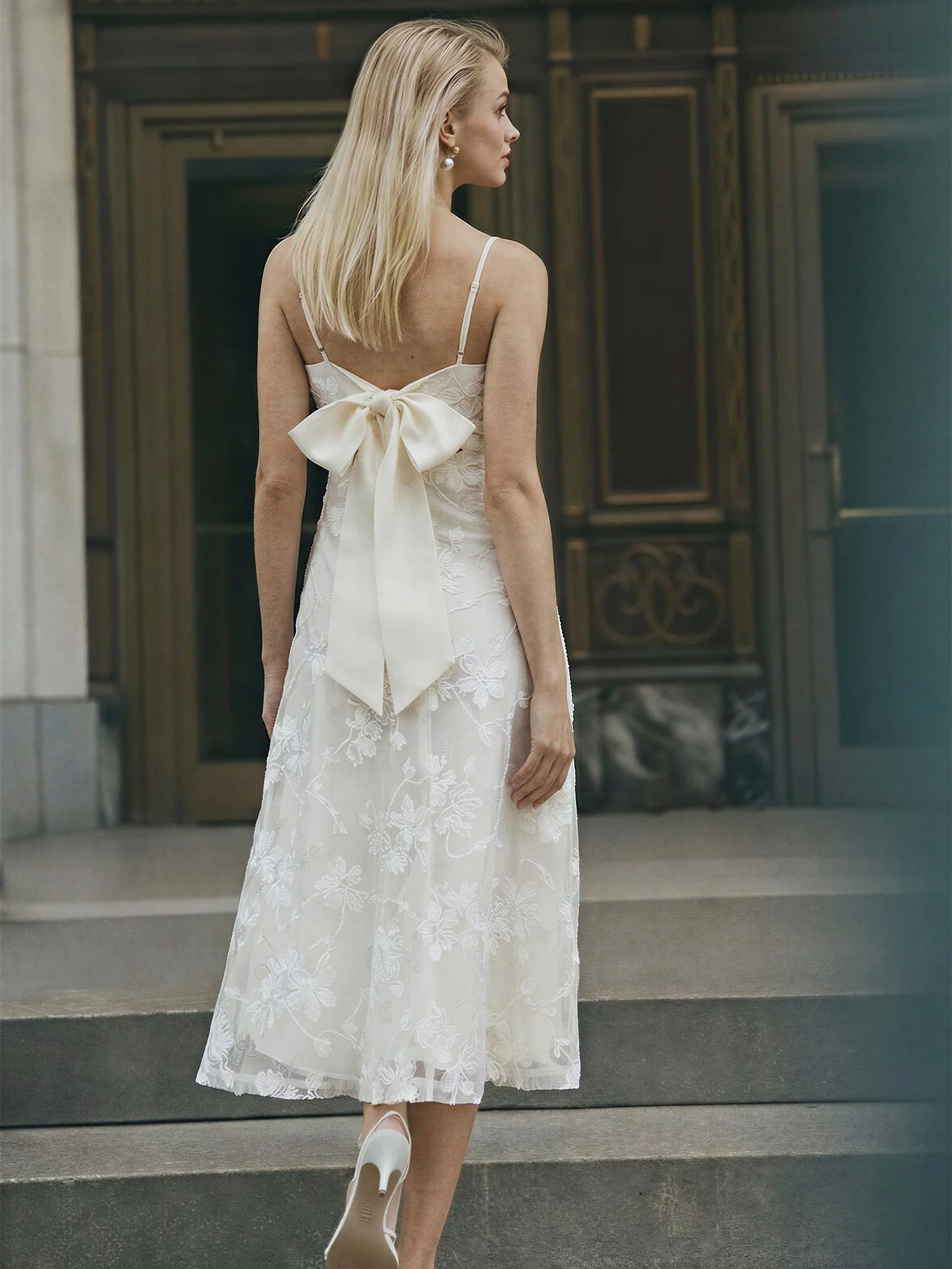 Square Neck 3D Floral Midi Dress - Image 4