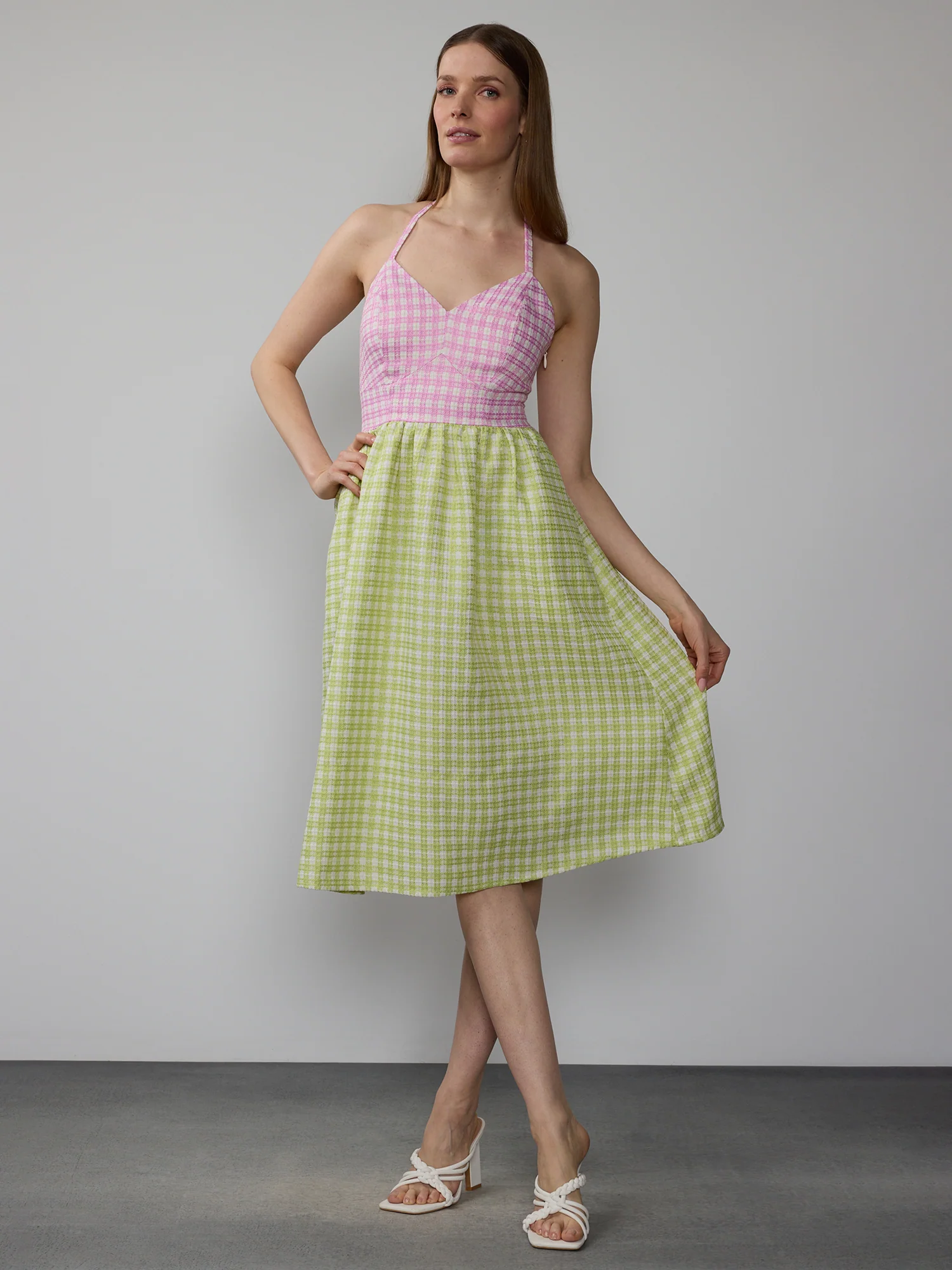 Textured Gingham Print Sweetheart Neck Dress