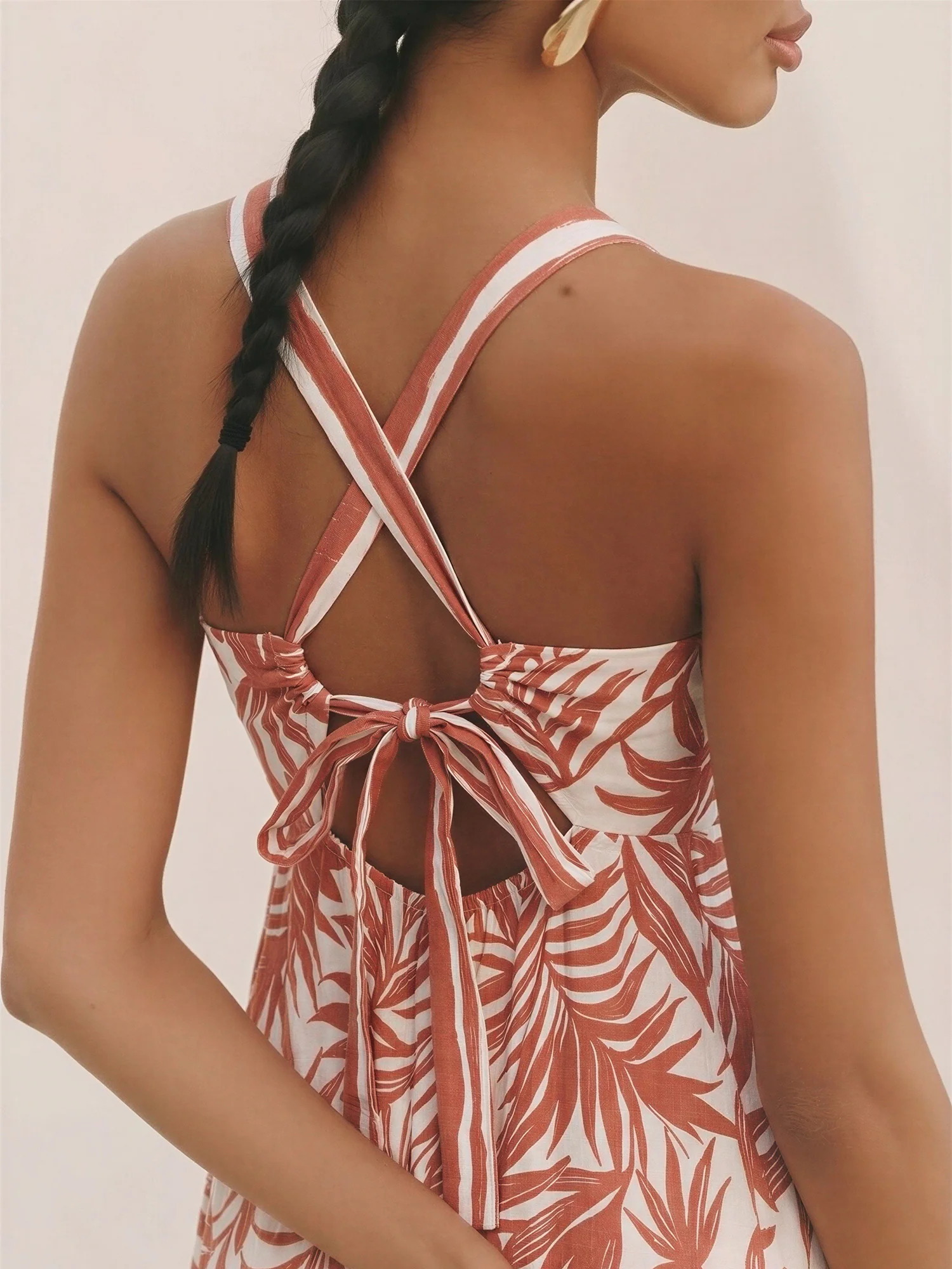 Tropical Leaf Print Back Tie Maxi Dress - Image 3