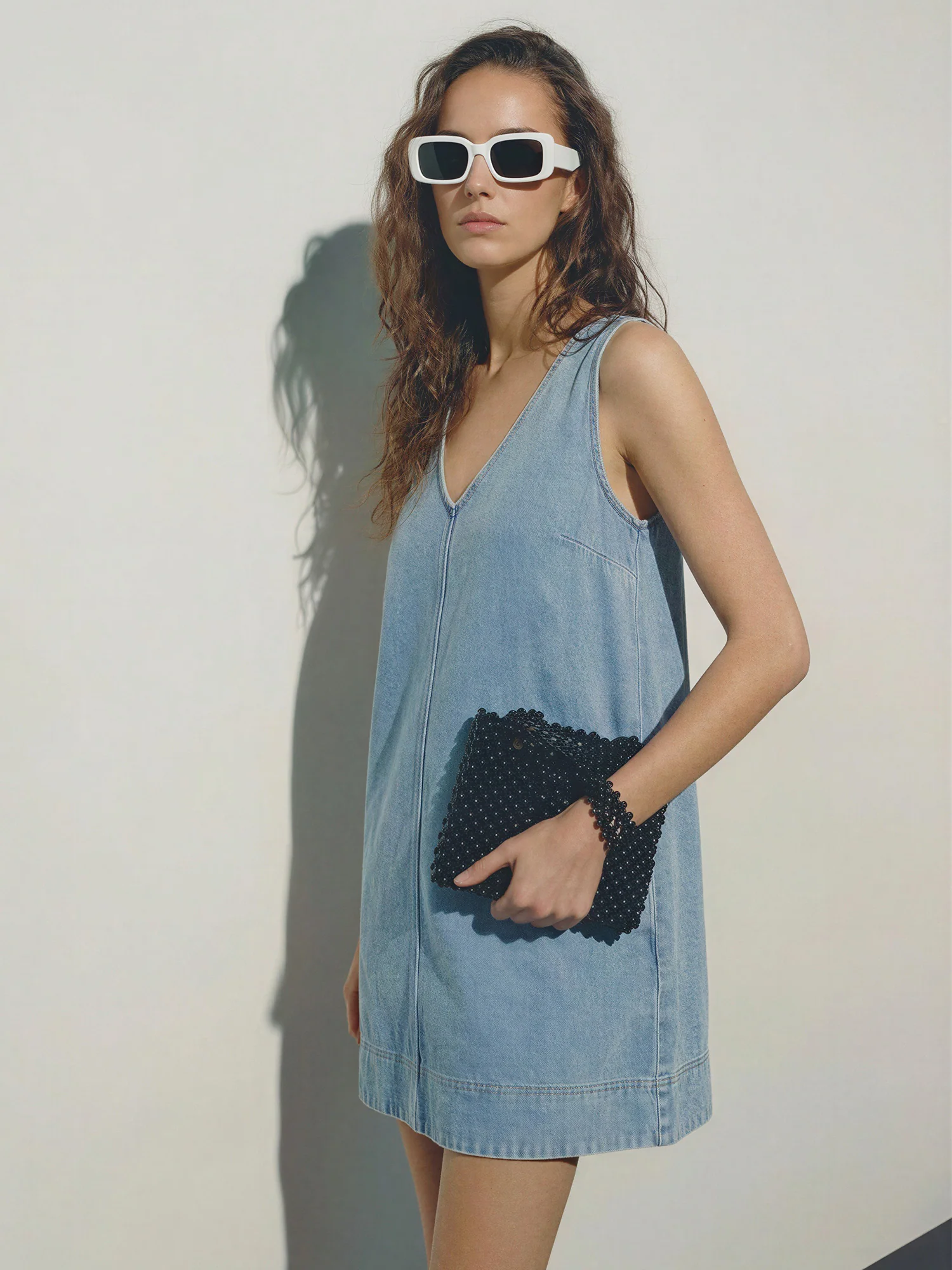 Sleeveless V Neck Denim Shift Dress - Image 3