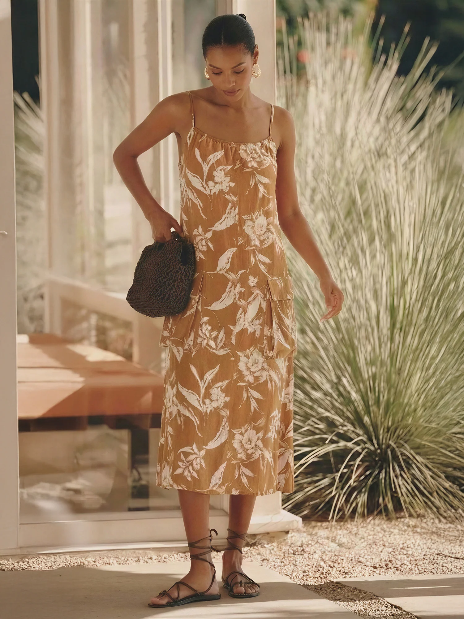 Sleeveles Tropical Floral Midi Dress - Image 5