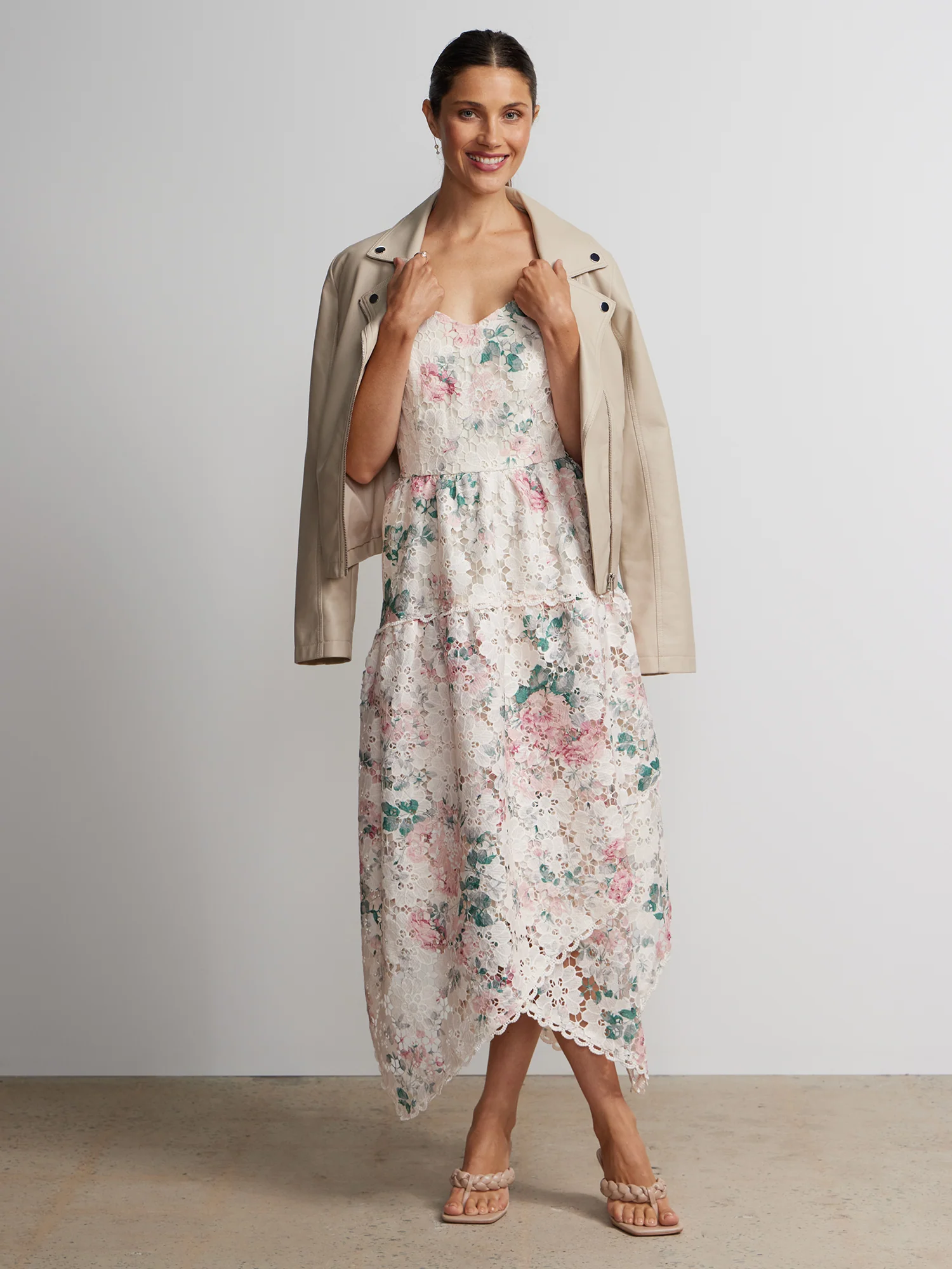 Sleeveless Floral Lace Dress