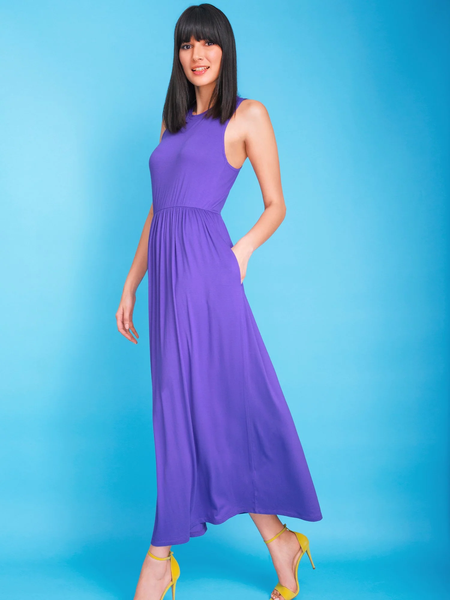 Sleeveless 'Goddess' Maxi Dress - Image 14