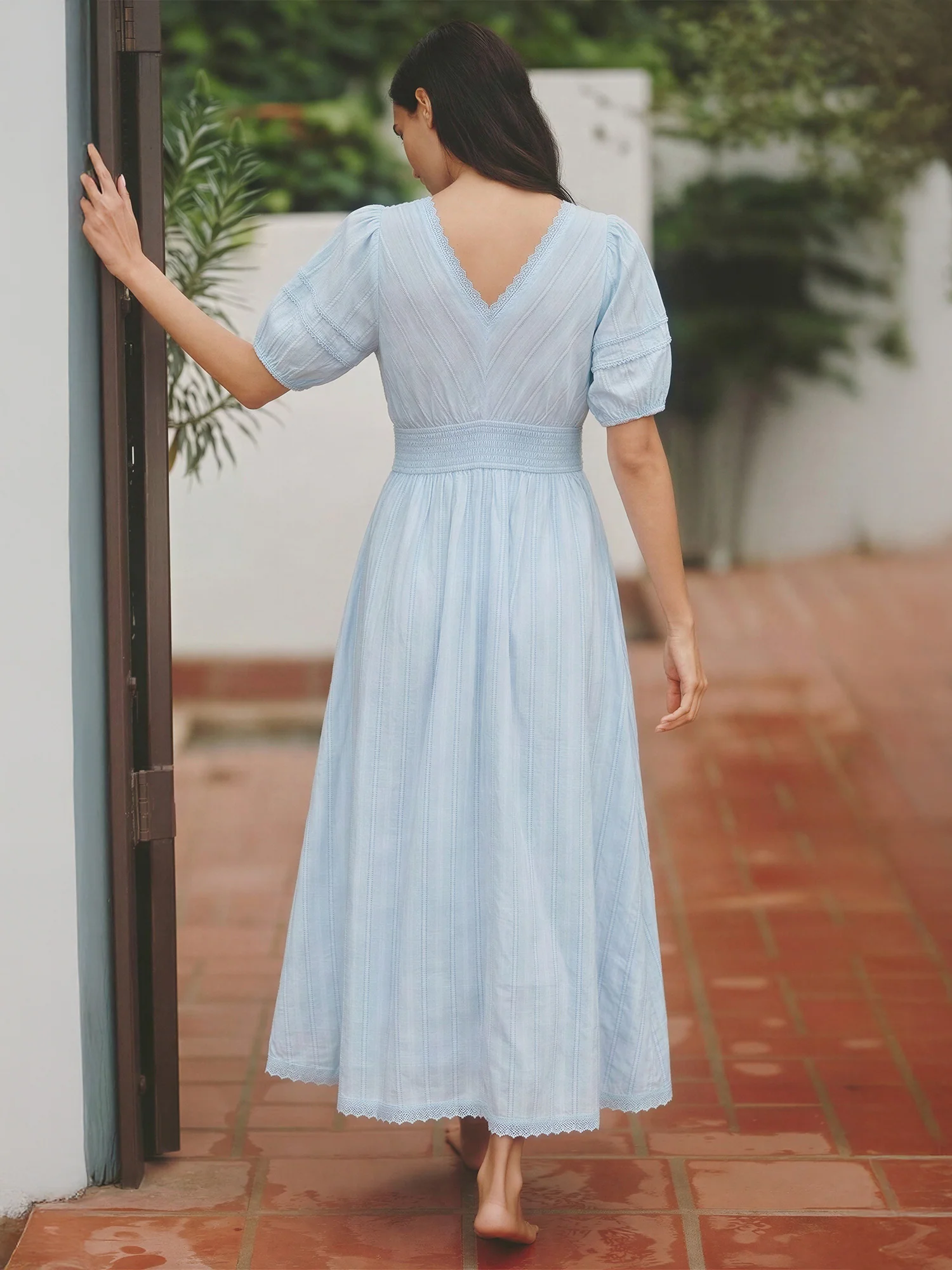 Smocked Waistband Short Puff Sleeves Lace Midi Dress - Image 3