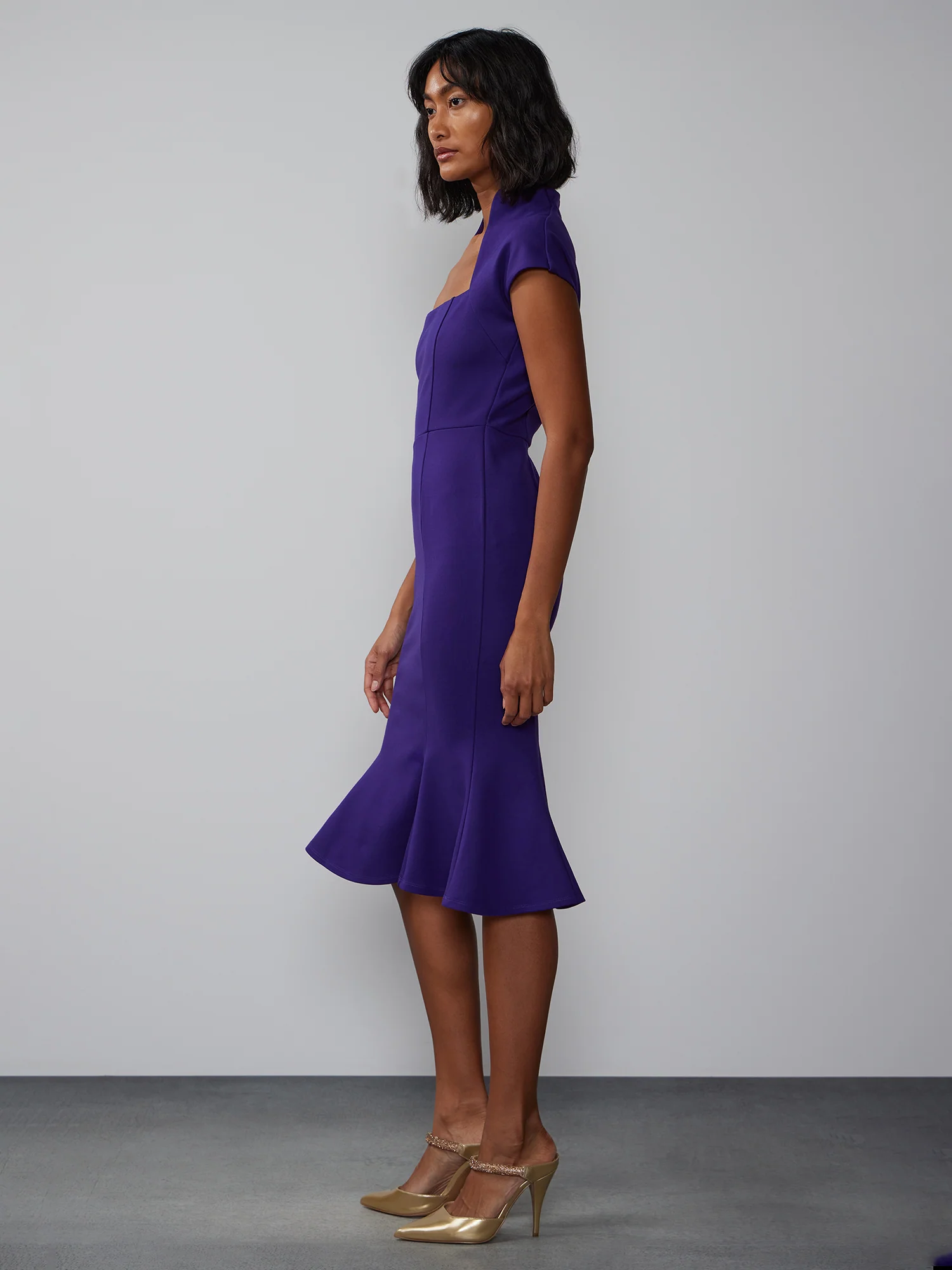 Square Neck Flare Hem Sheath Dress - Image 6