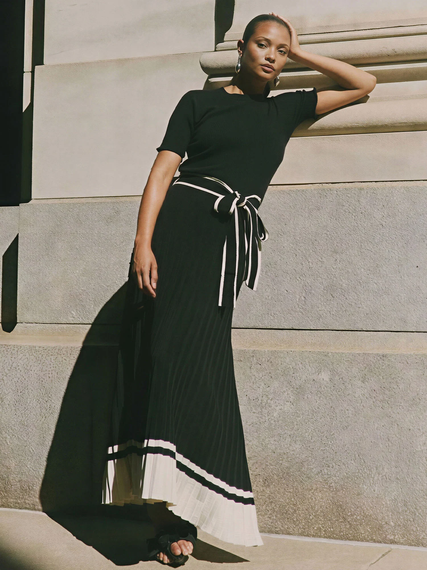 Pleated Contrast Trim Maxi Sweater Dress