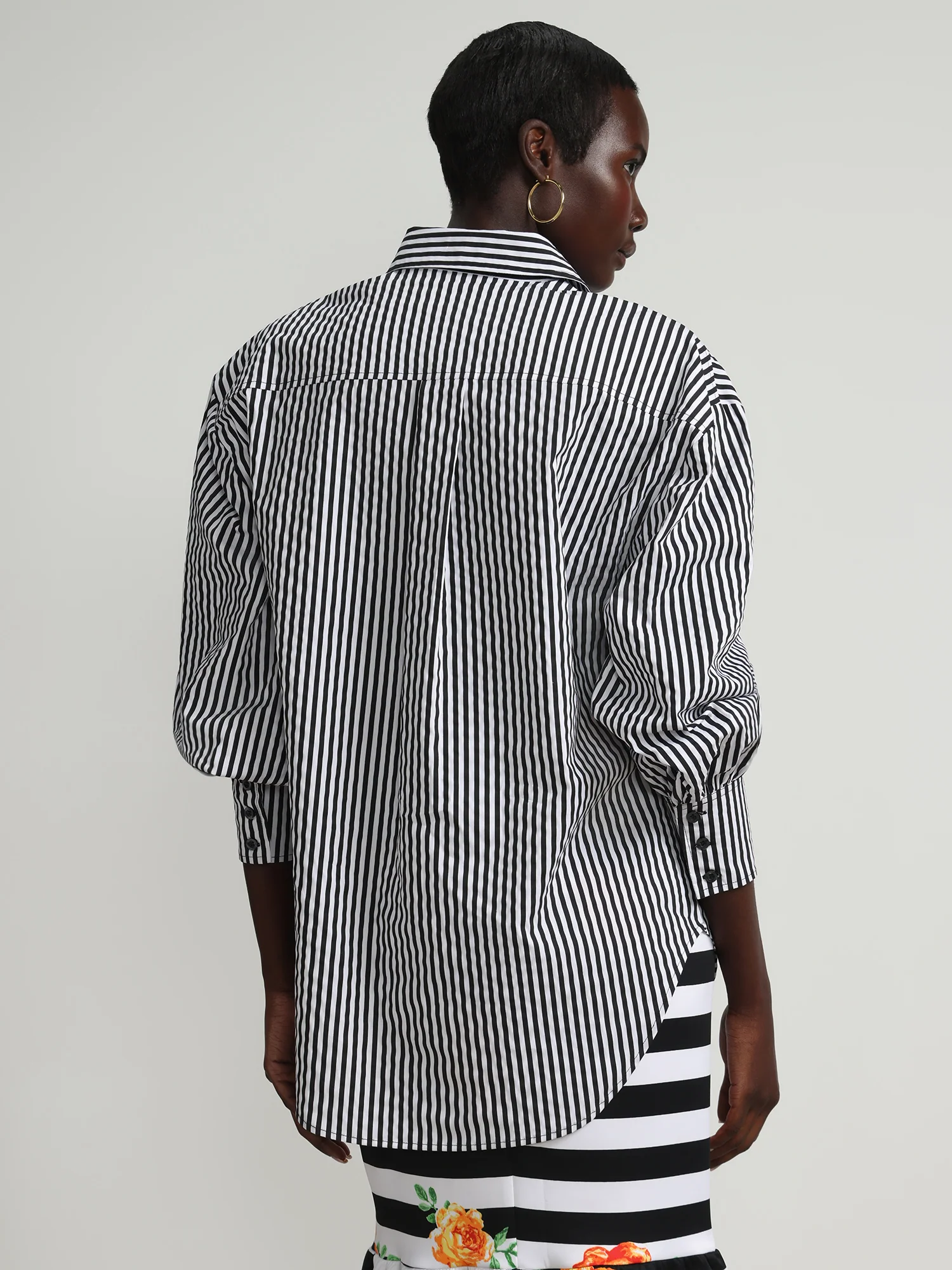 Striped Balloon-Sleeve Oversized Boyfriend Poplin Shirt - Image 9