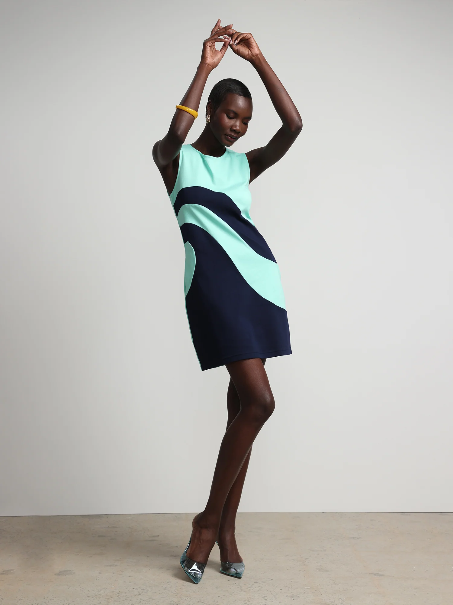 Swirl-Print Shift Dress - City Knits - Image 10