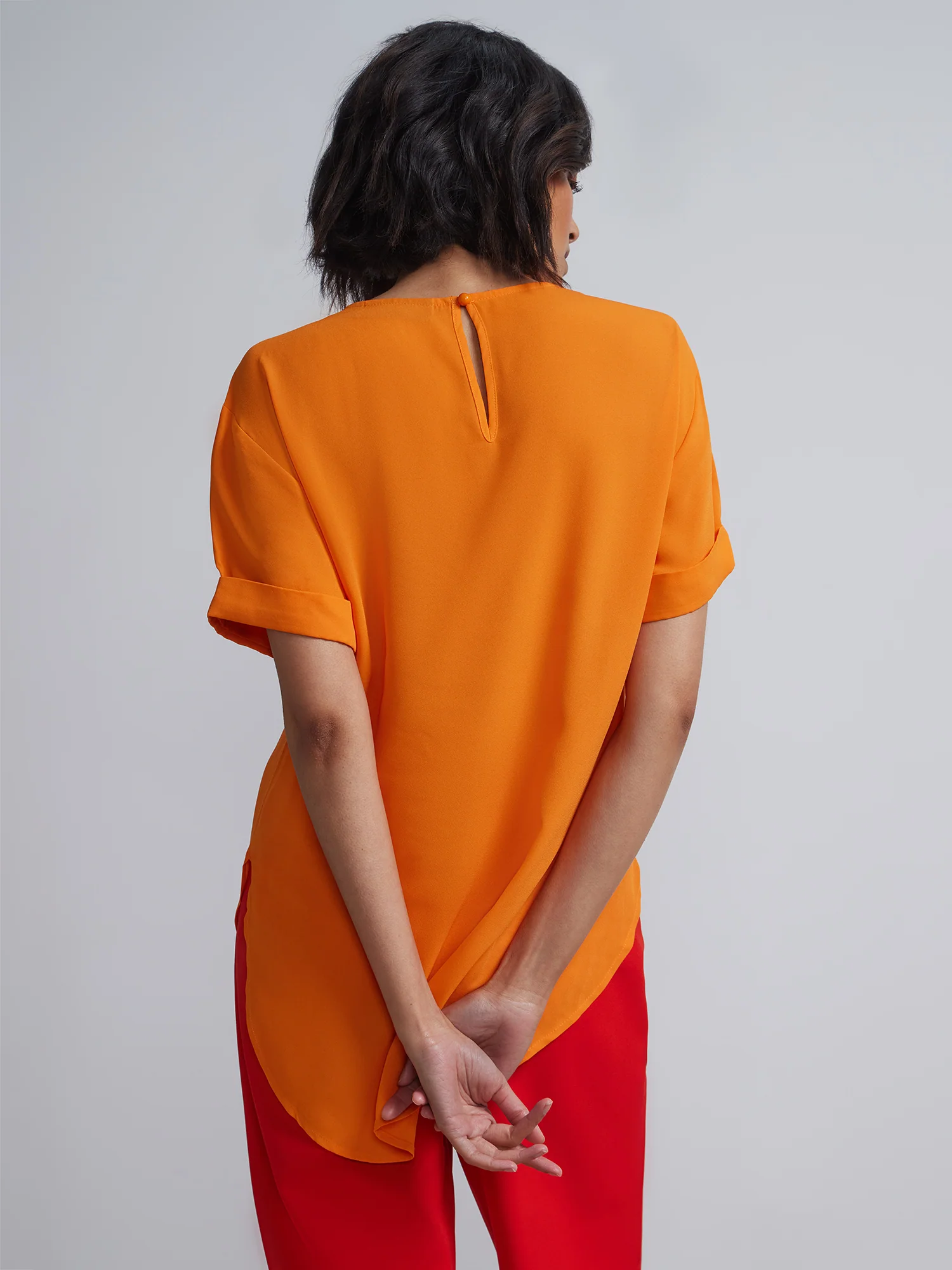 Tall Crewneck Side-Slit Cuffed Tee - Image 15