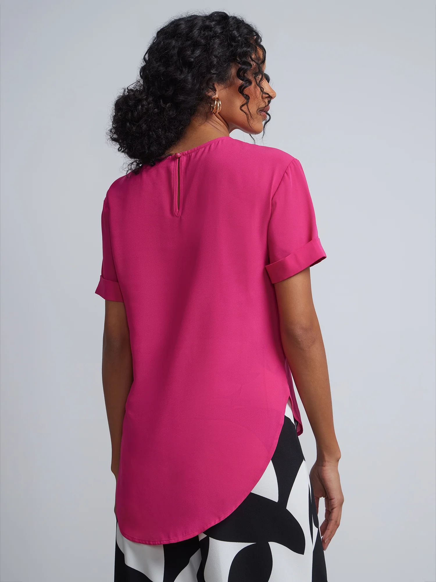 Tall Crewneck Side-Slit Cuffed Tee - Image 28