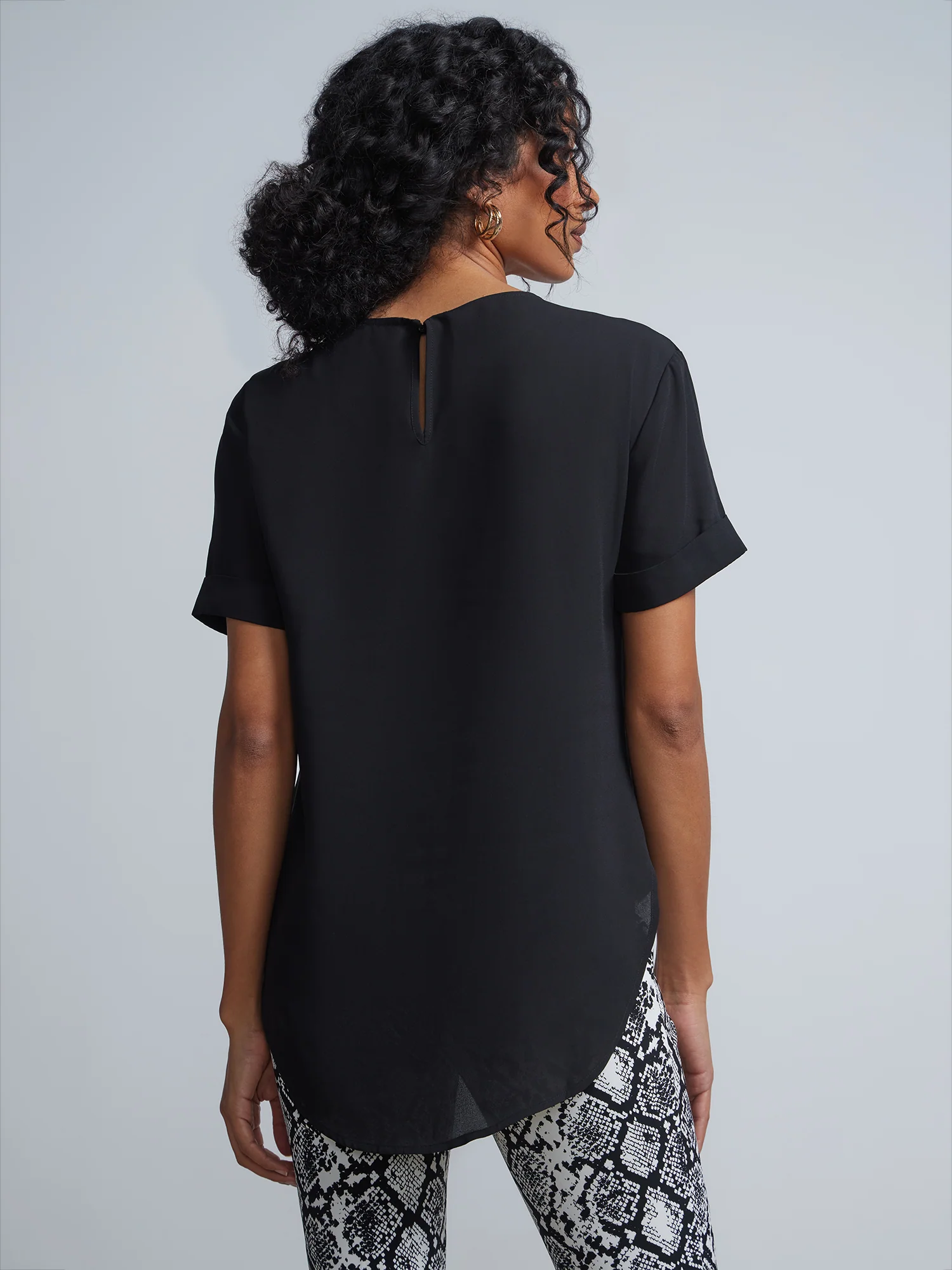 Tall Crewneck Side-Slit Cuffed Tee - Image 3