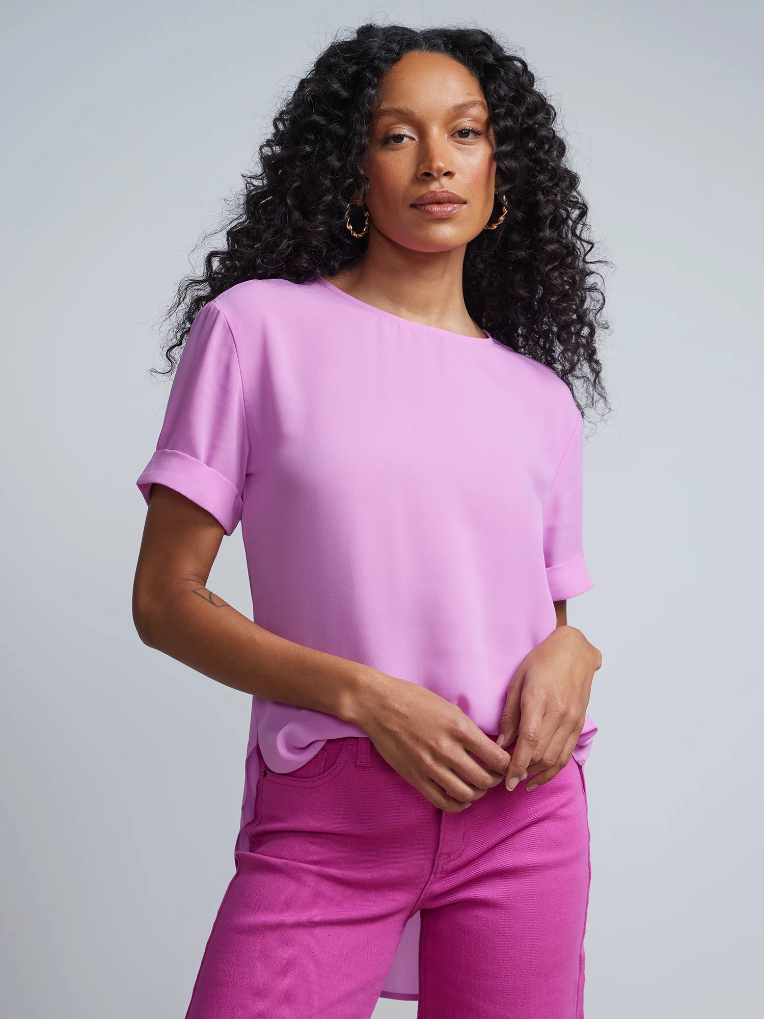Tall Crewneck Side-Slit Cuffed Tee - Image 9